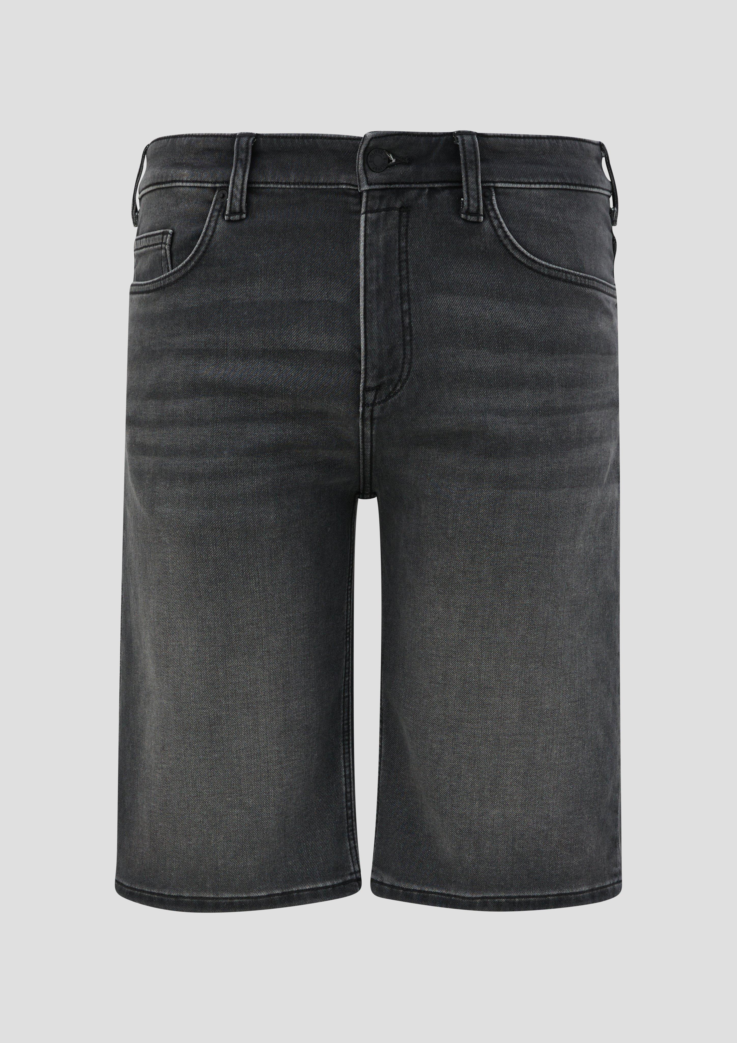 s.Oliver Bermuda Jeans Mauro / Regular Fit / Mid Rise / Straight Leg