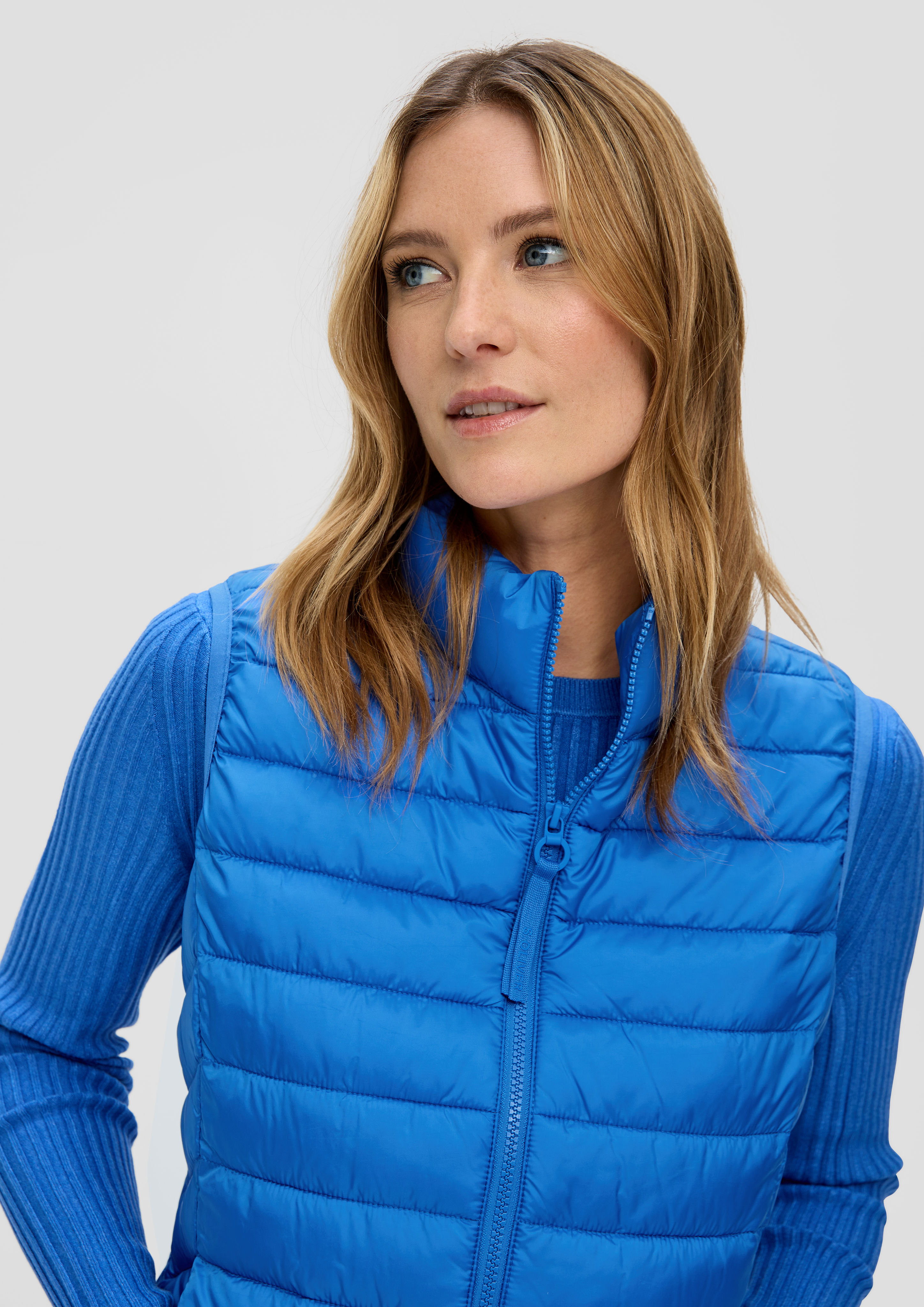 Outdoor-Weste in 5531 & 0330