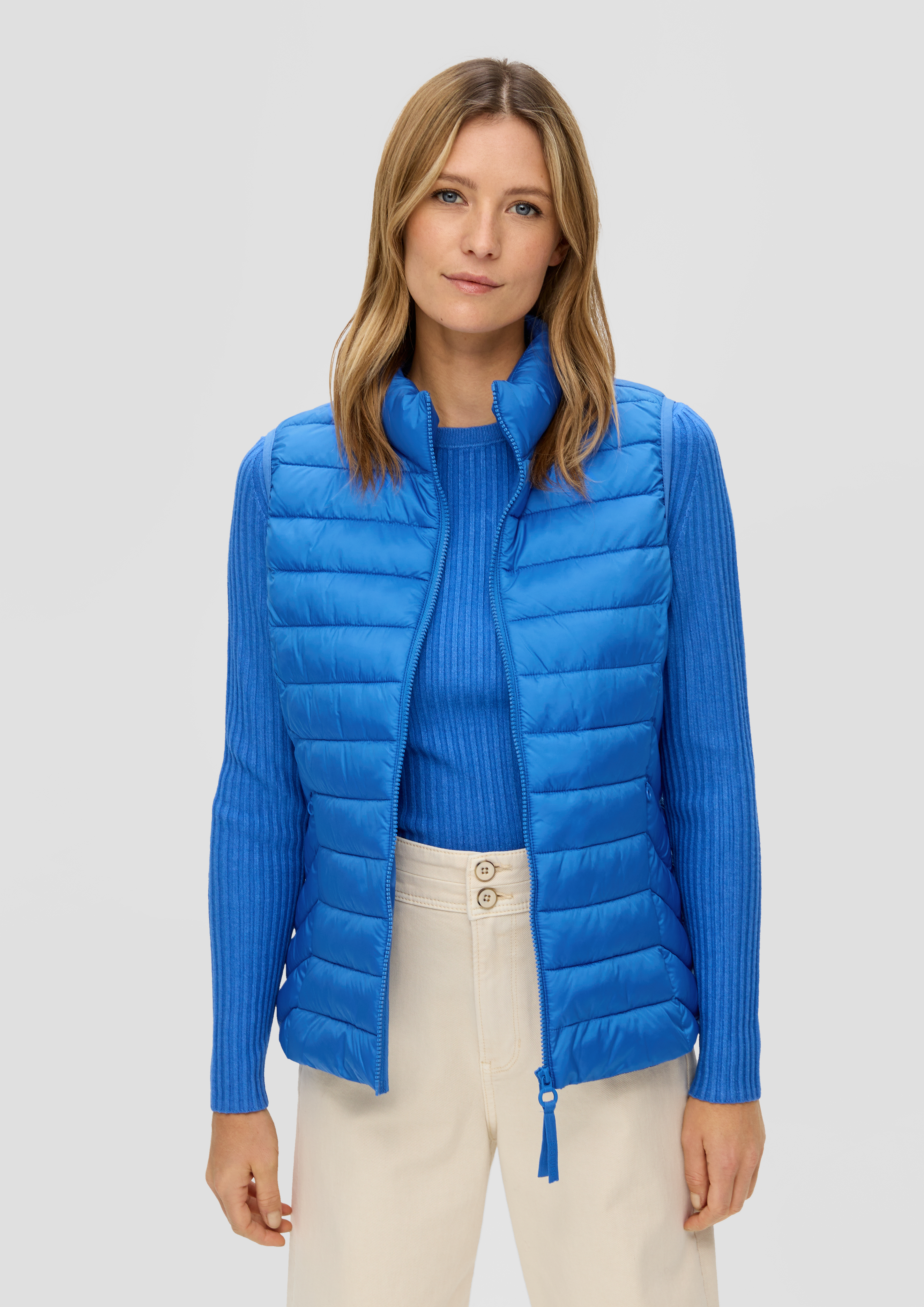 Outdoor-Weste in 5531 & 0330