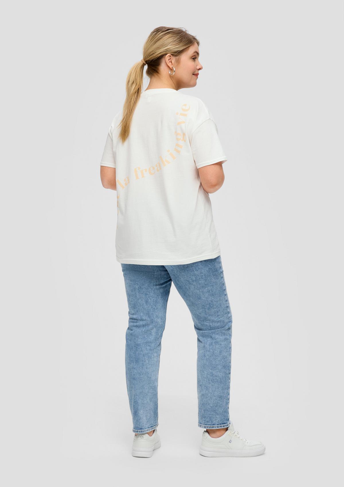 Oversized T-shirt with a back print