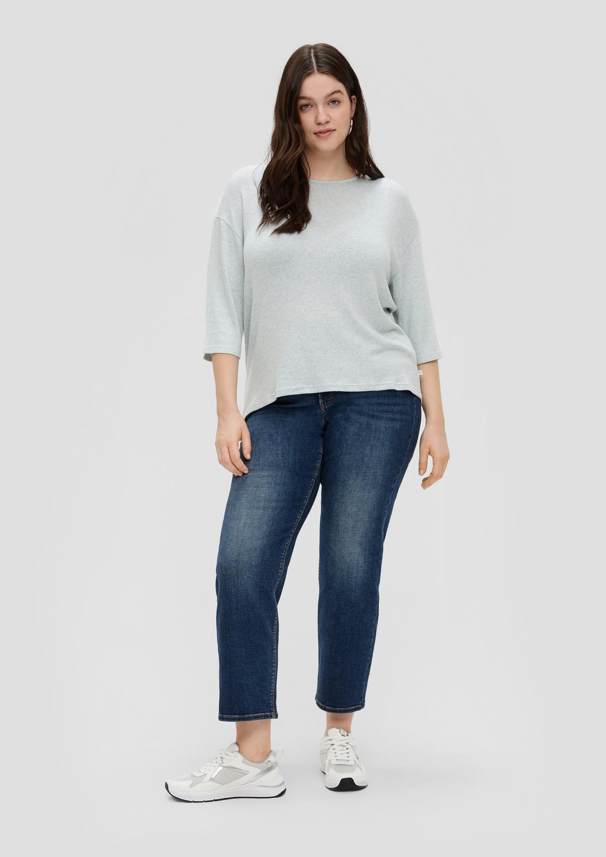 Jeans / slim fit / mid rise / straight leg