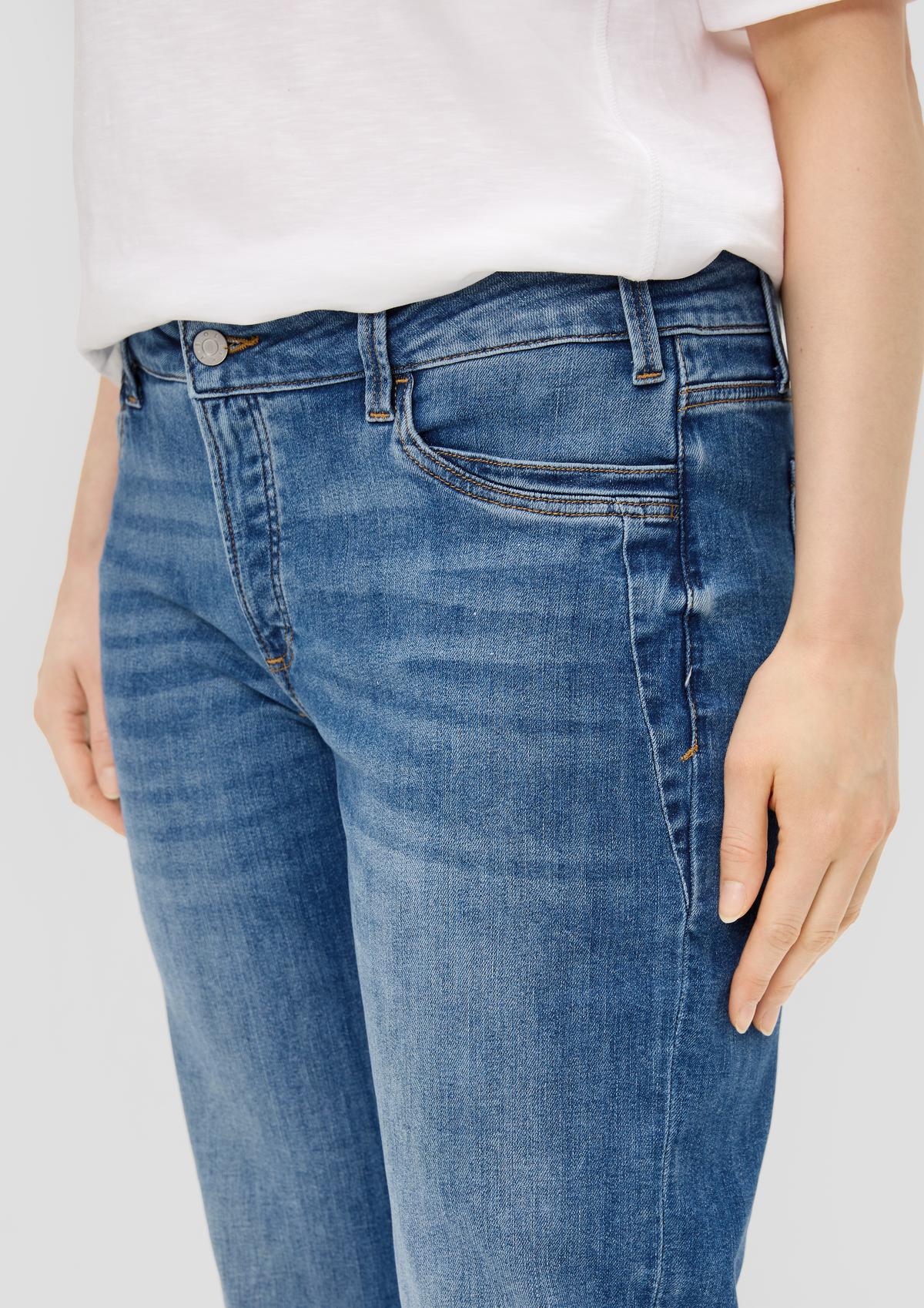 s.Oliver Jeans hlače/kroj Curvy Fit/Mid Rise/Semi široke hlačnice