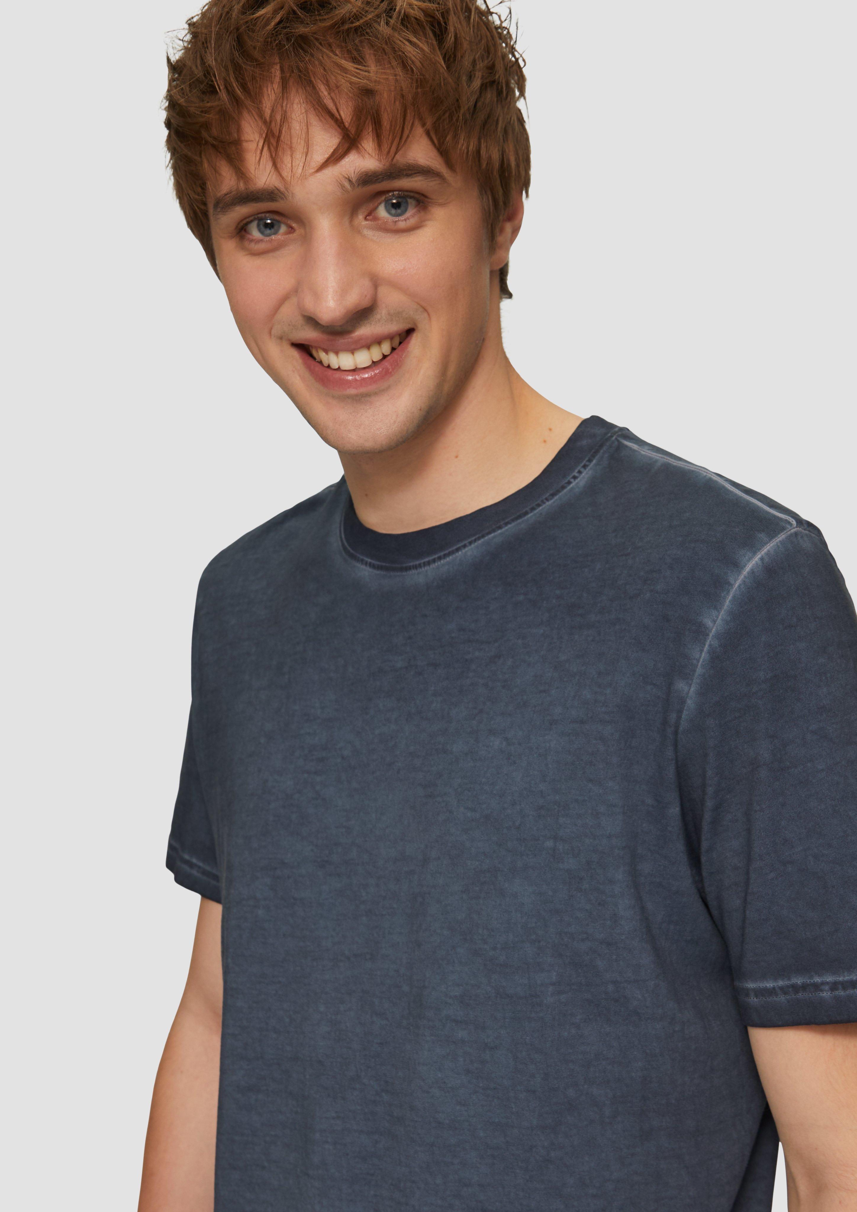 T-shirt in 5883, 1602, 5445 & 9666