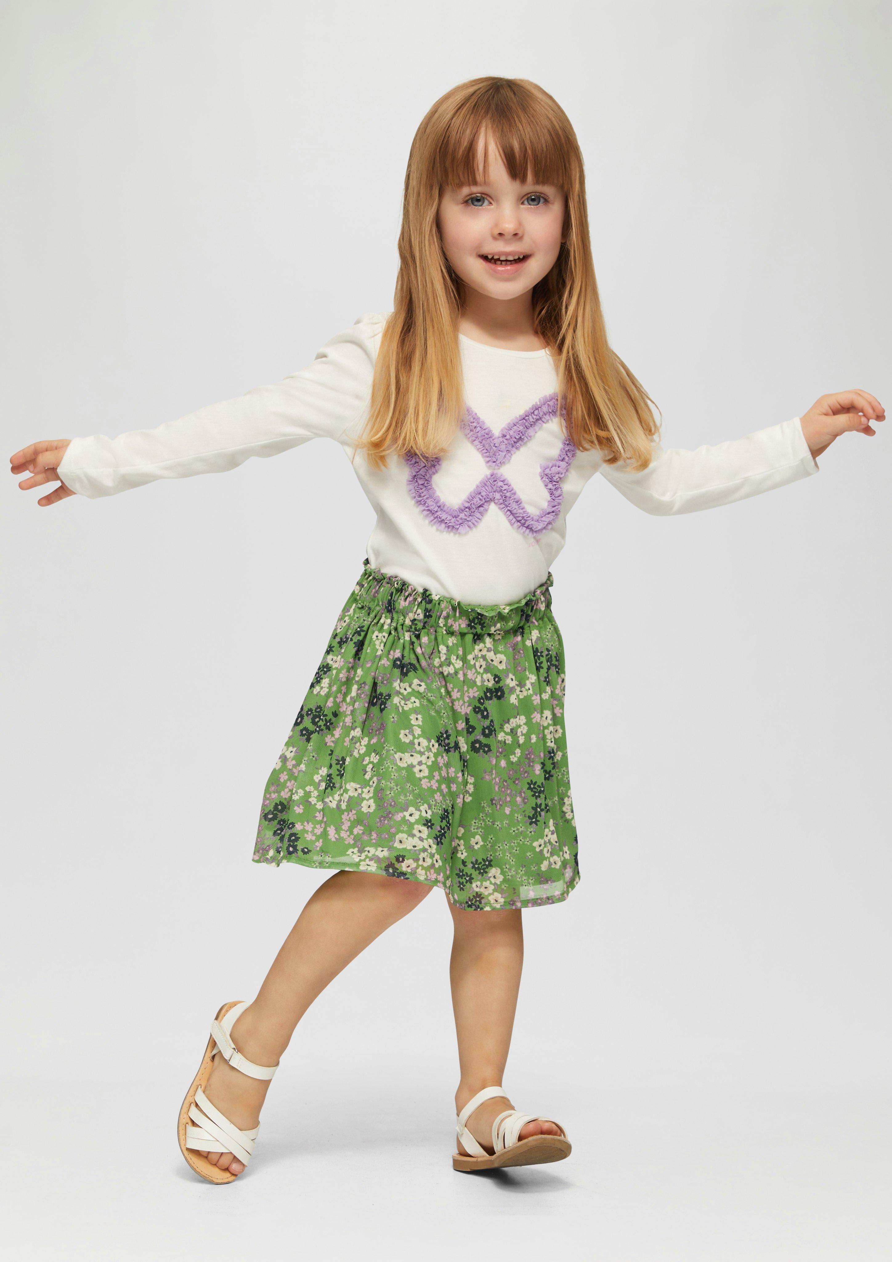 T-Shirt in 0210, 4725 & 5952