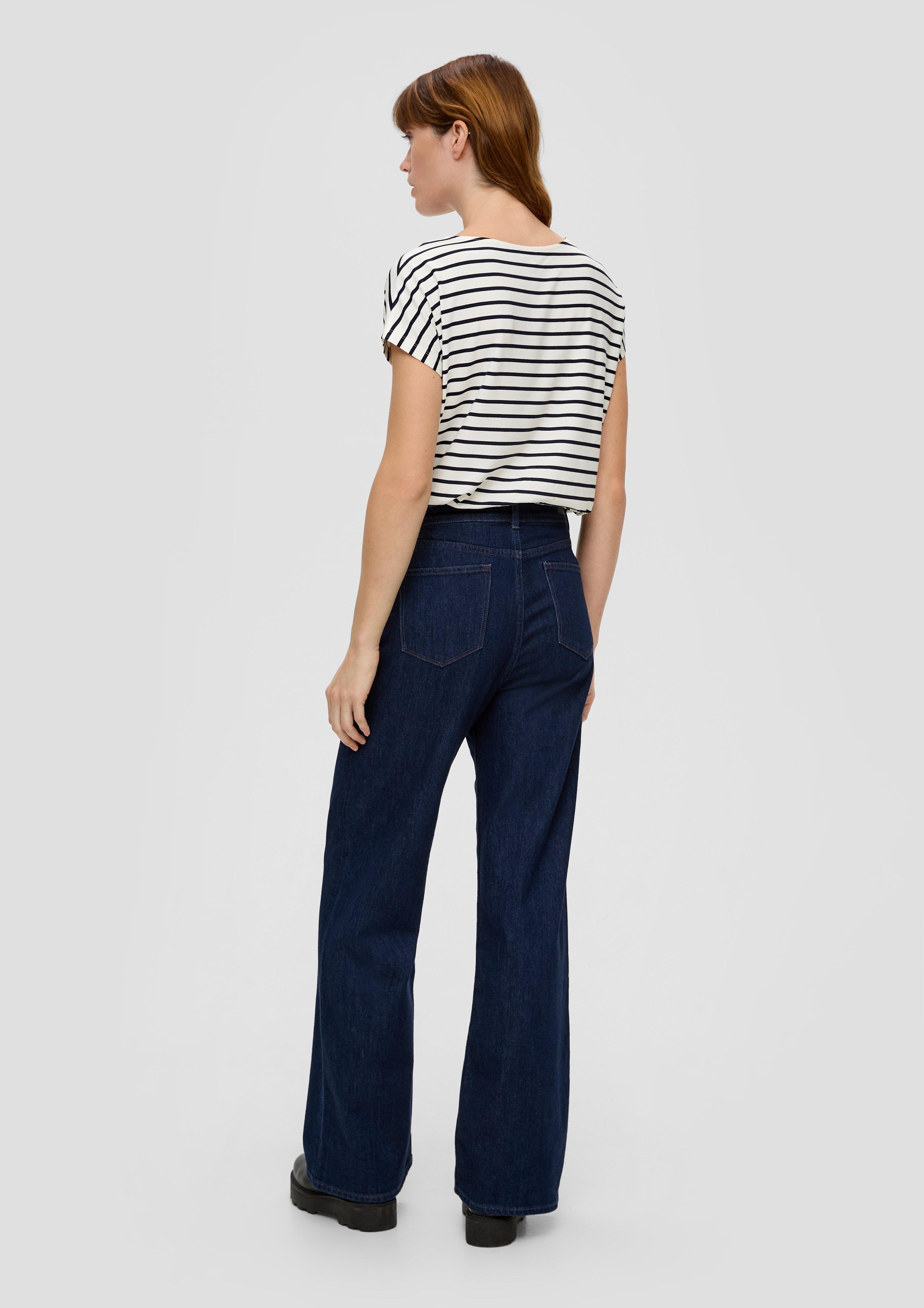 T-Shirt in 02H2, 55H2 & 99H2