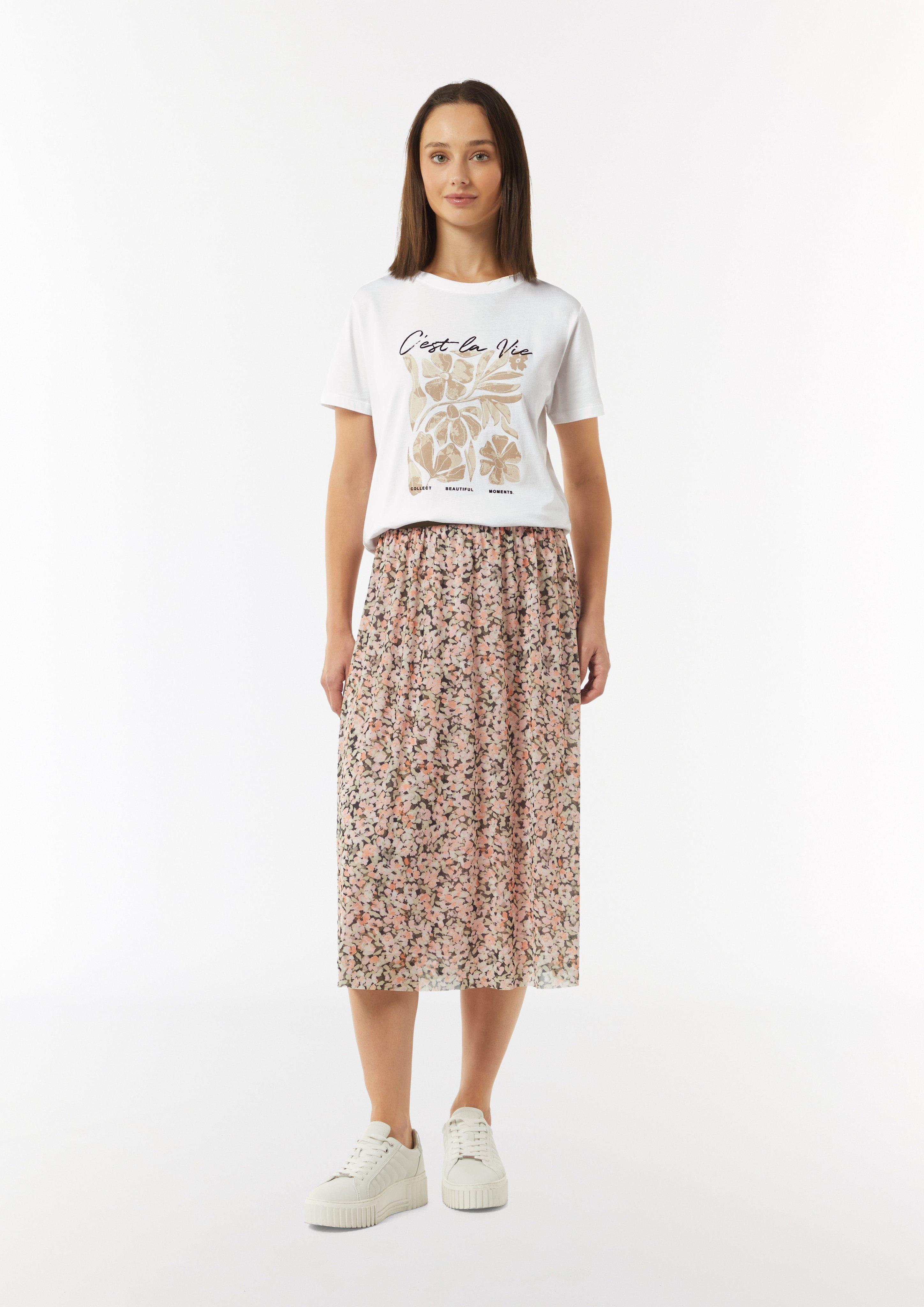 T-Shirt in 01D8 & 42D9