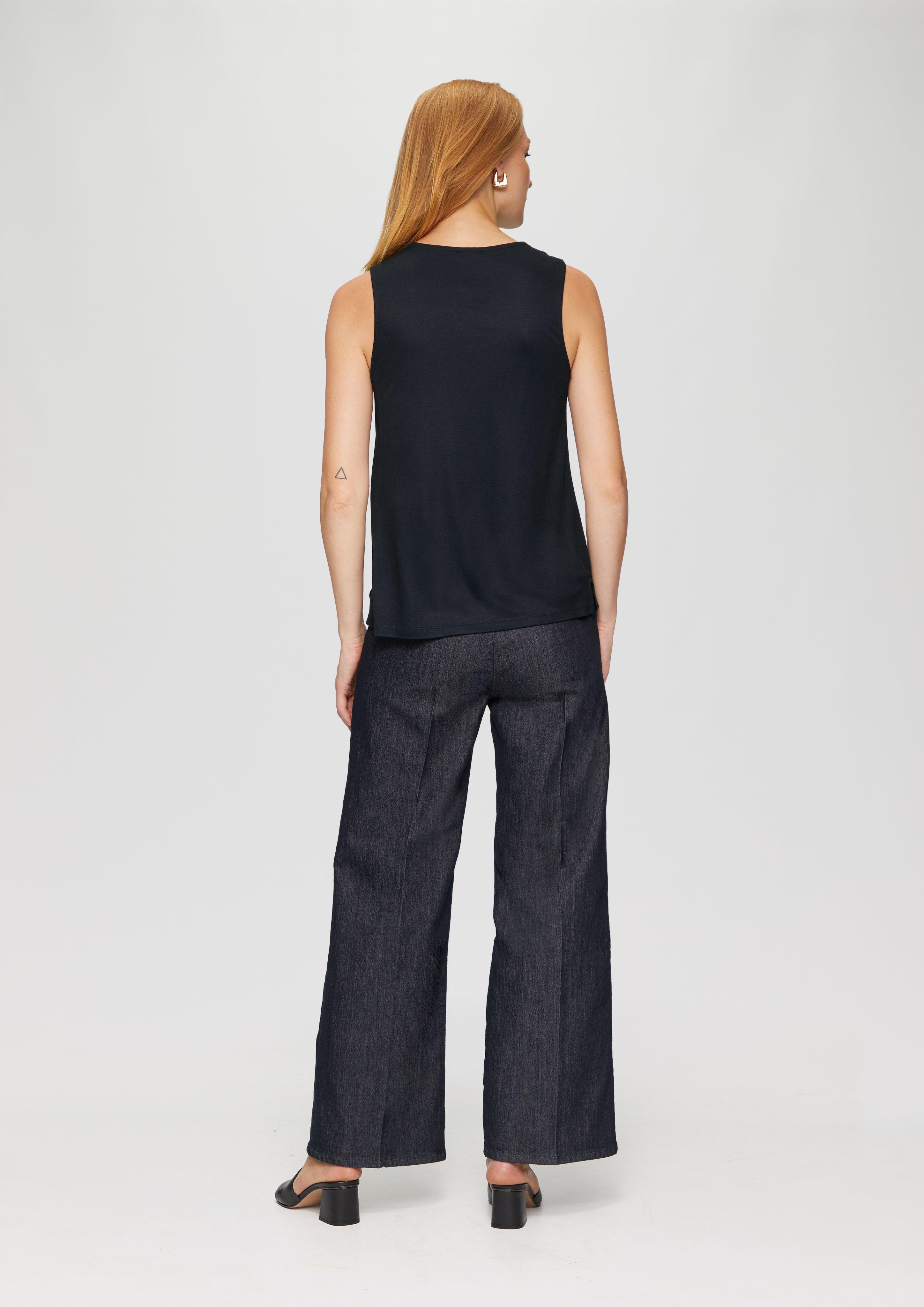 T-Shirt in 5959 & 0200