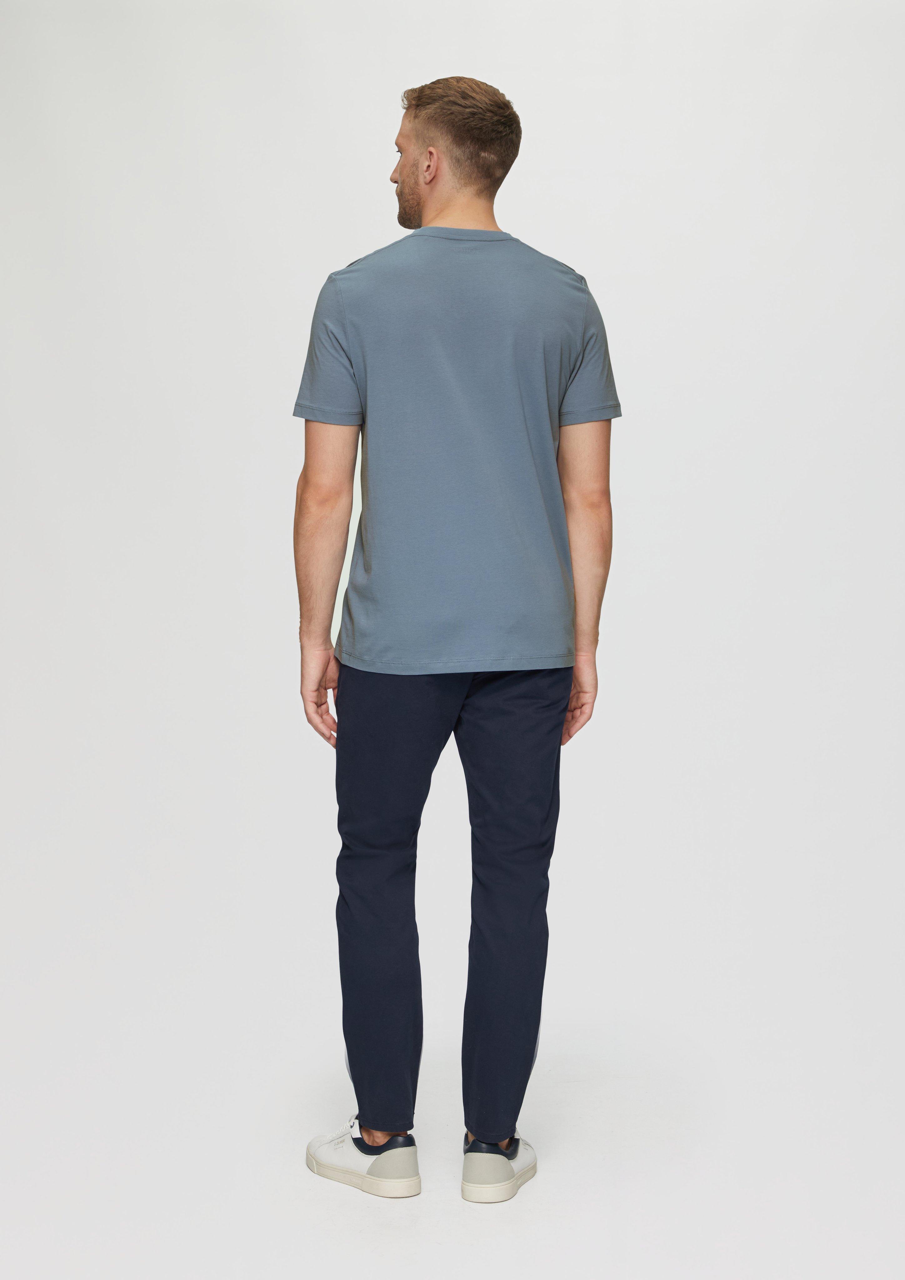 T-shirt in 5402, 5978, 4084, 9999, 7785 & 0100