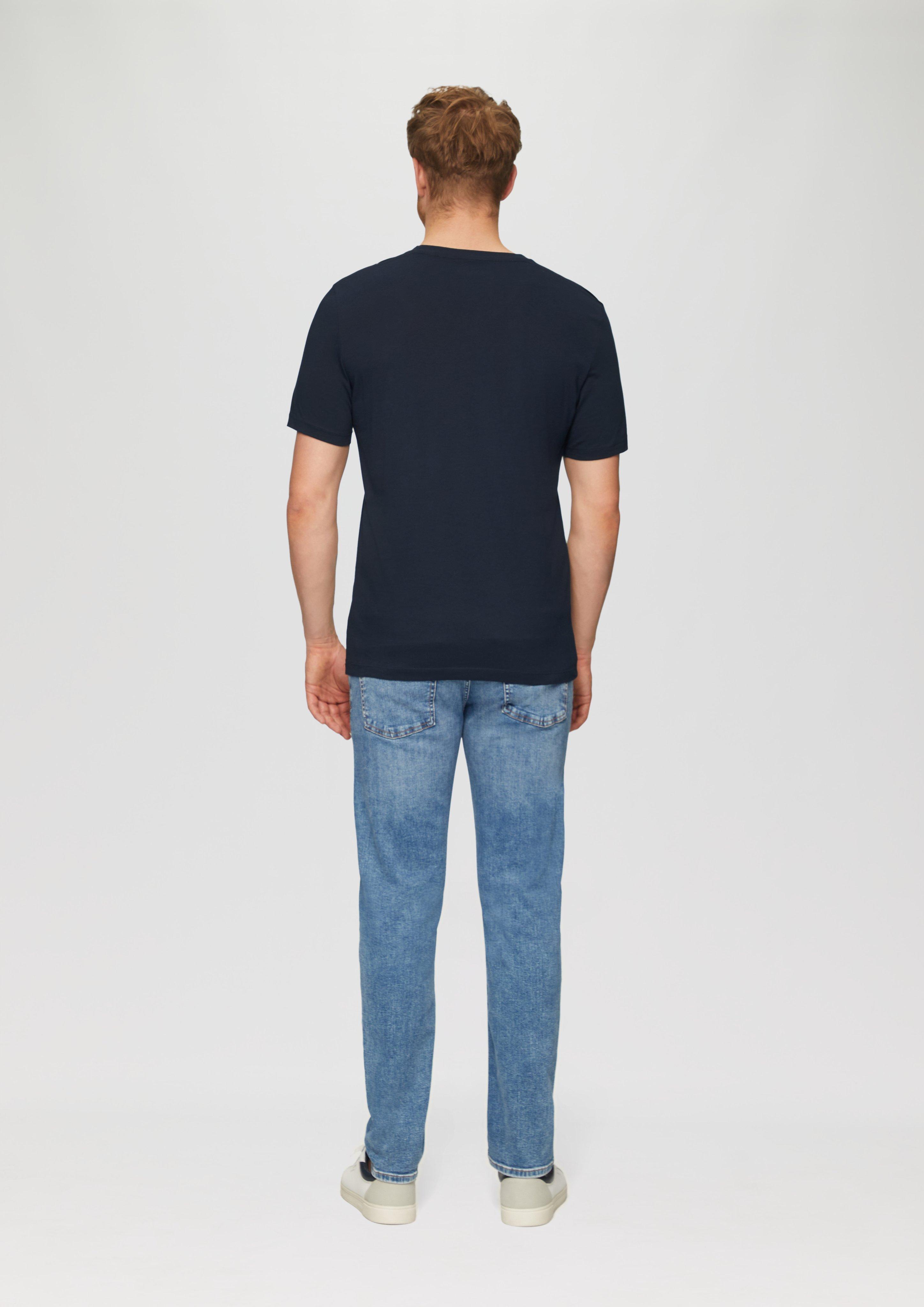 T-shirt in 5978, 4084, 9999, 7785, 0100 & 5402