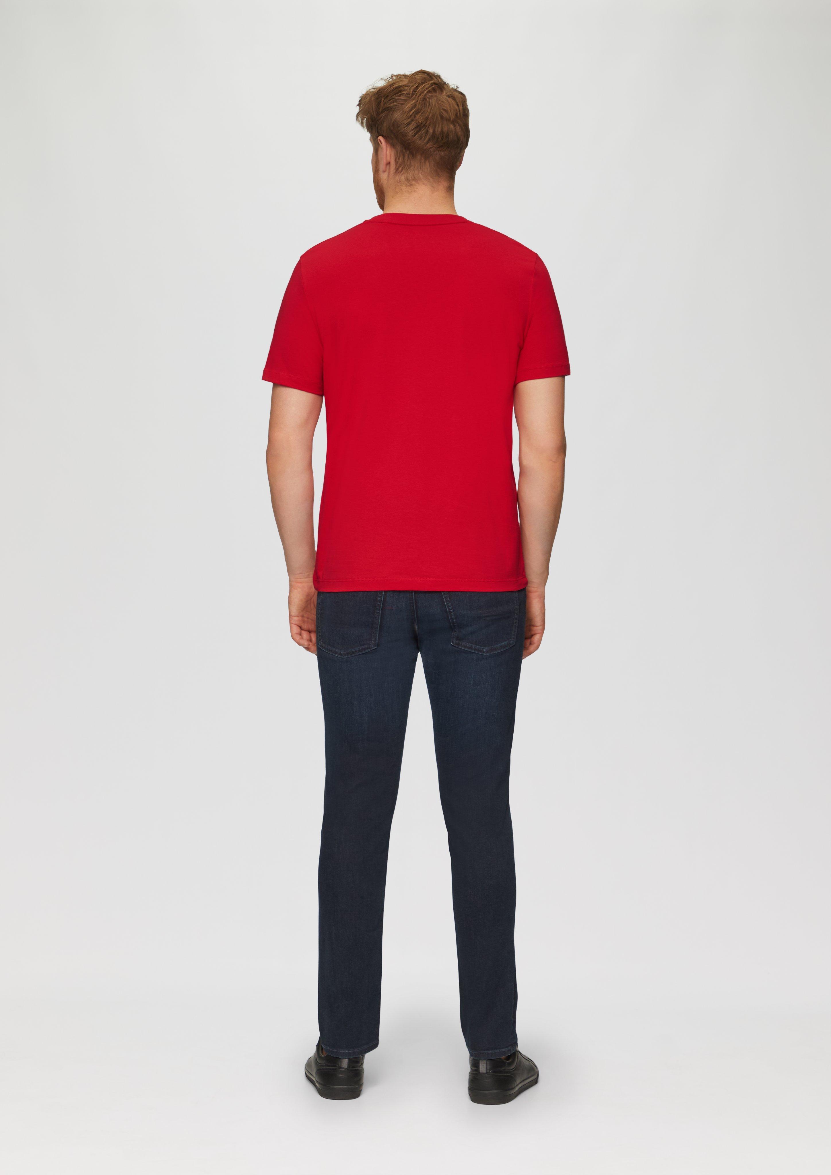 T-shirt in 33D3, 77D1, 40D2, 77D3, 48D3, 59D3, 59D1, 48D1, 01D3, 74D3 & 01D2