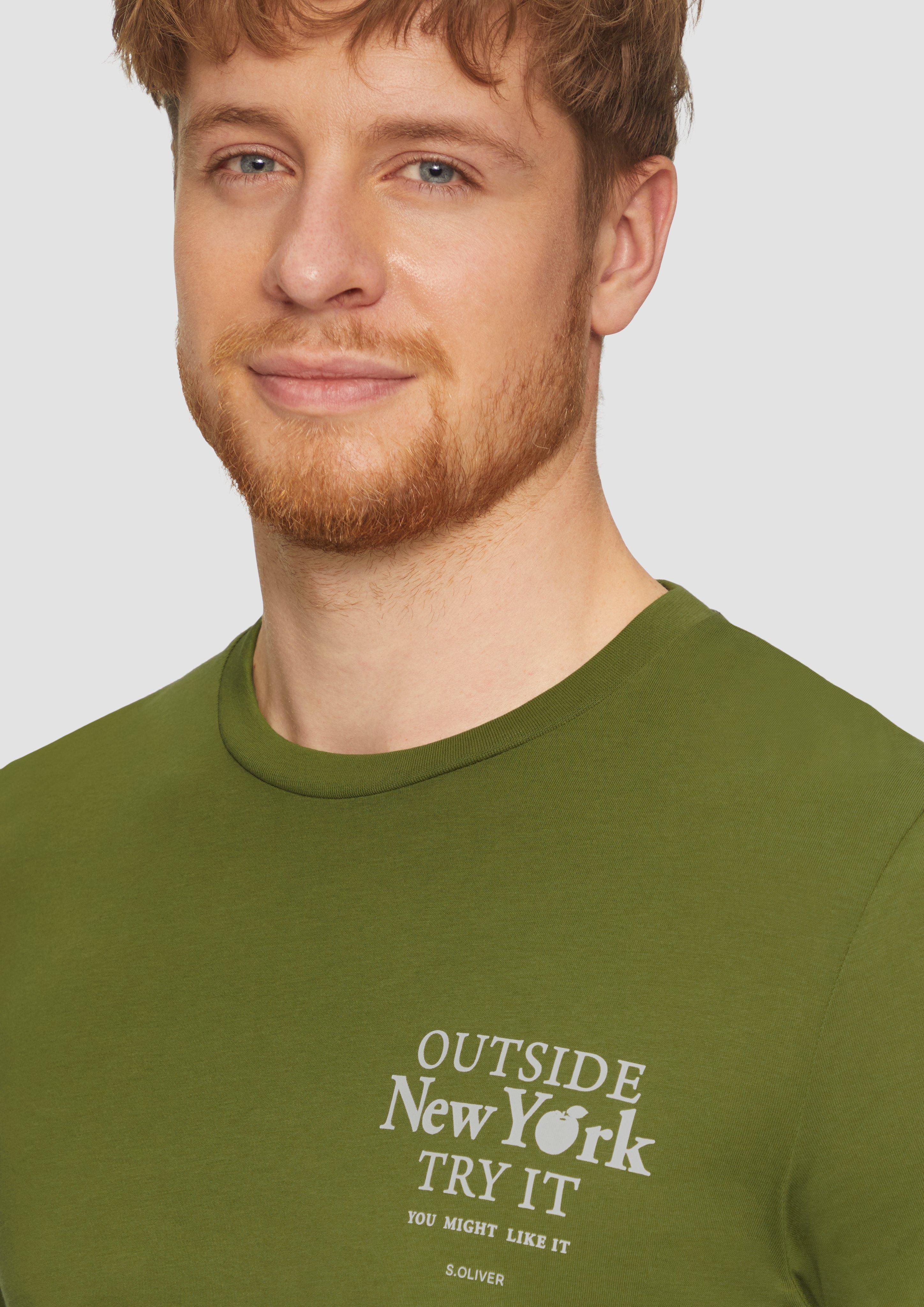 T-shirt in 77D1, 40D2, 77D3, 48D3, 59D3, 59D1, 48D1, 33D3, 01D3, 74D3 & 01D2