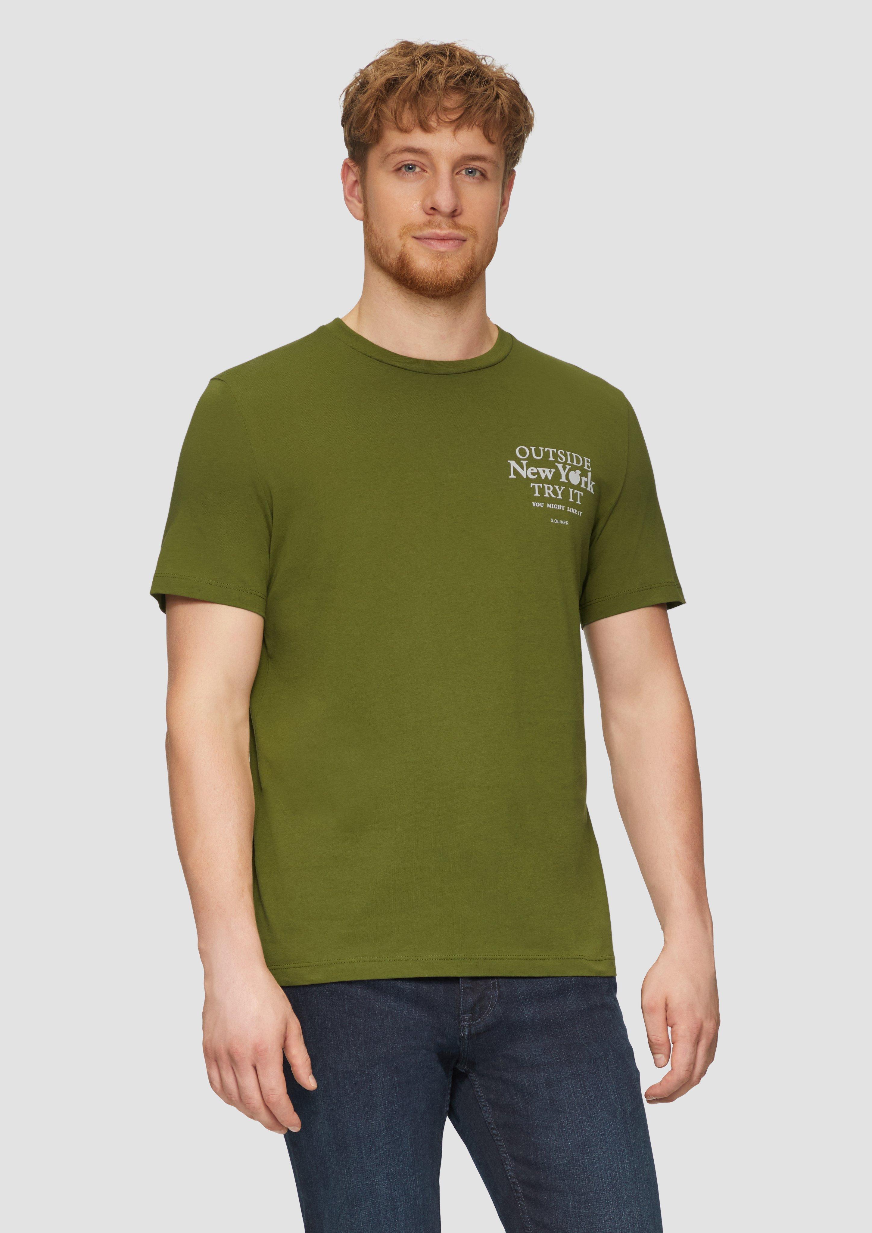 T-shirt in 77D1, 40D2, 77D3, 48D3, 59D3, 59D1, 48D1, 33D3, 01D3, 74D3 & 01D2