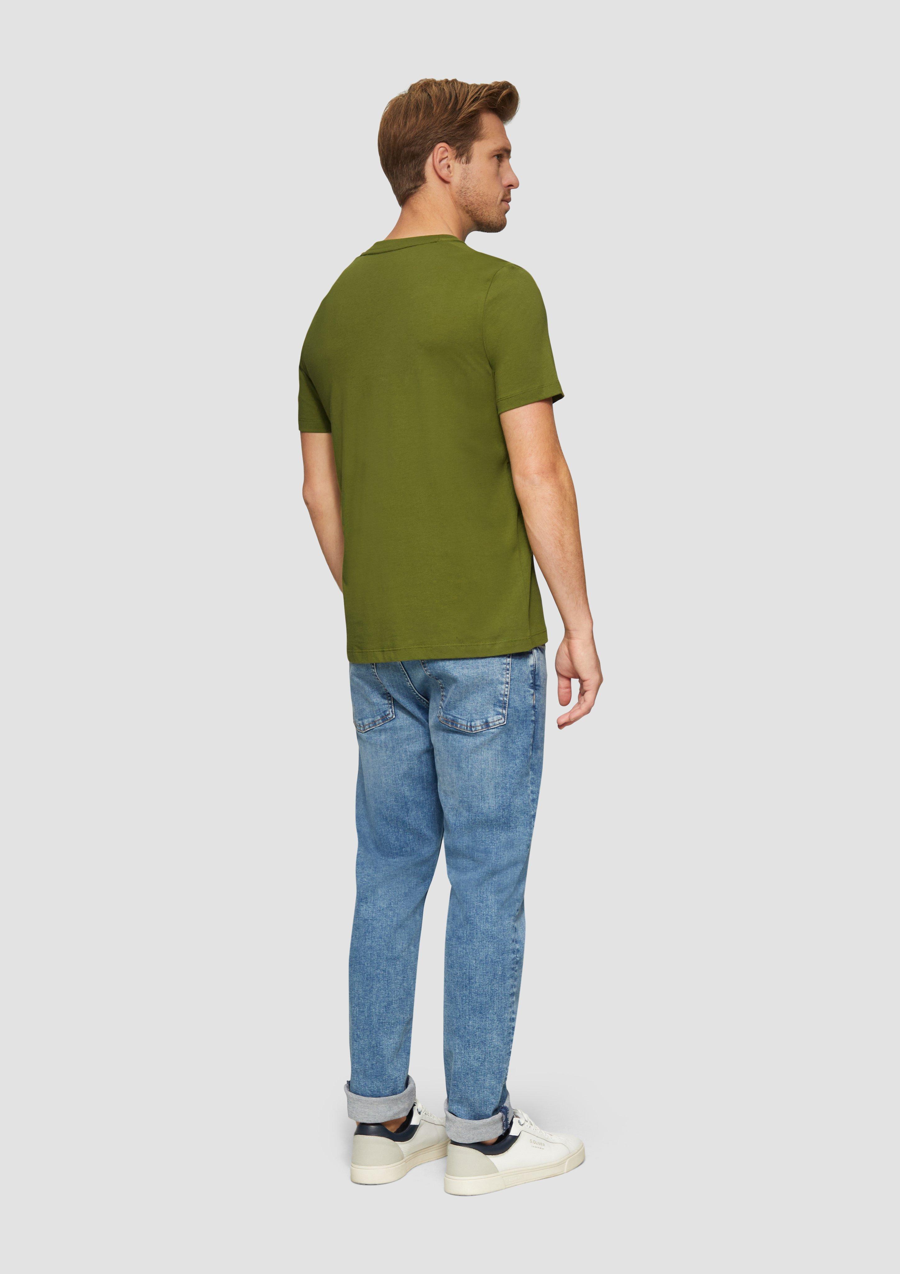 T-Shirt in 77D3, 77D1, 40D2, 48D3, 59D3, 80D1, 59D1, 48D1, 33D3, 01D3, 74D3 & 01D2