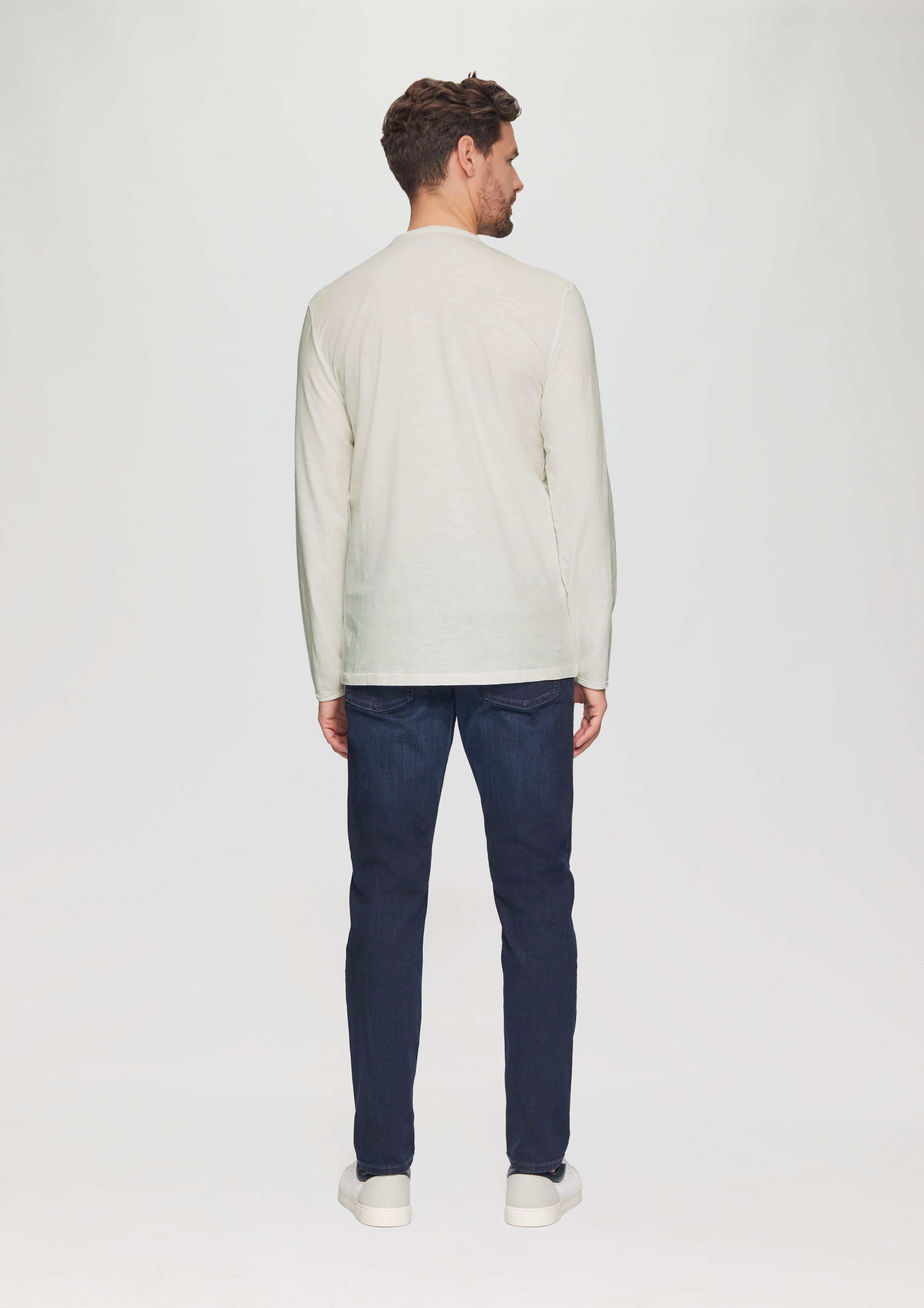 T-Shirt in 0120, 7785, 5978 & 4868