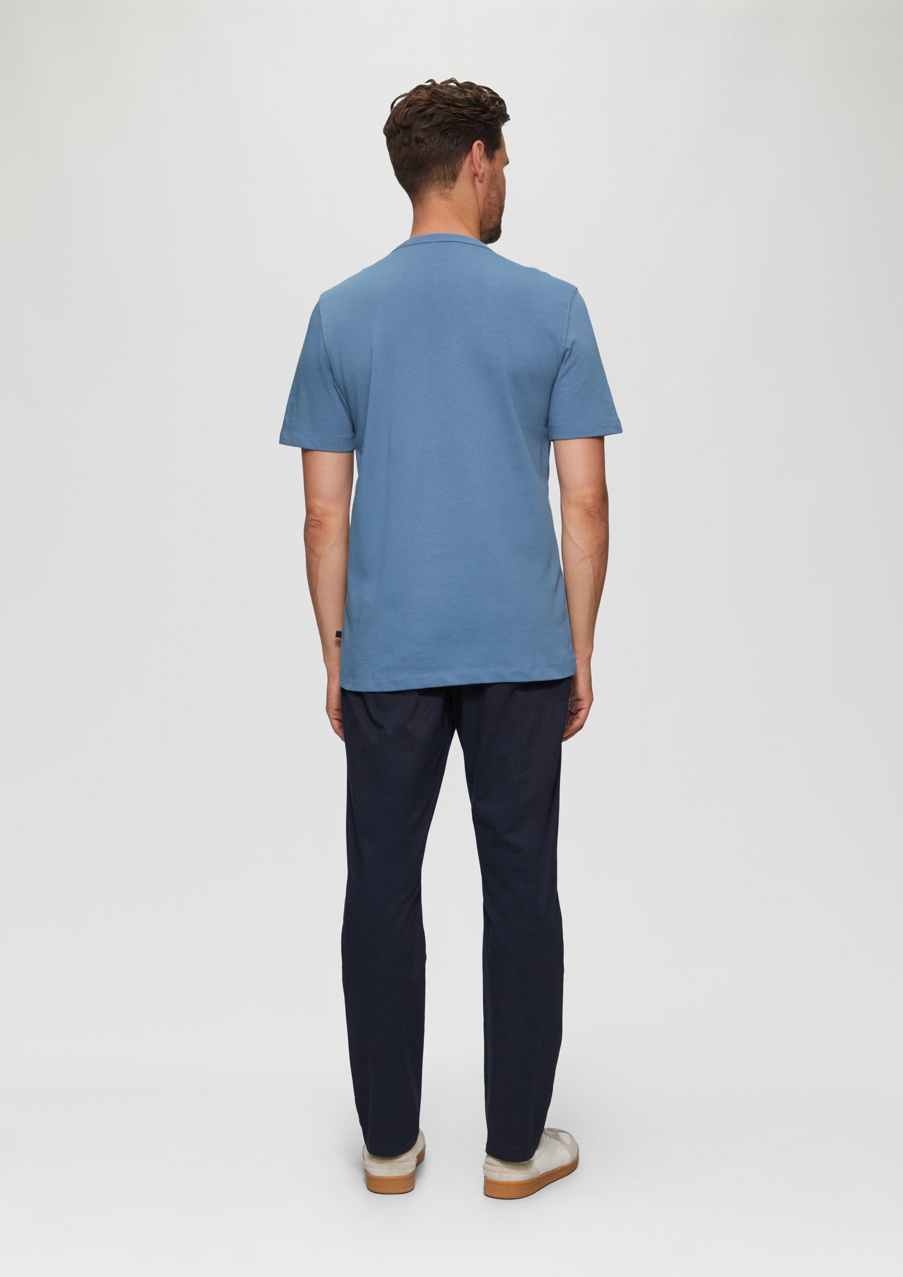 T-shirt in 54D4, 01D1, 40D3 & 59D2