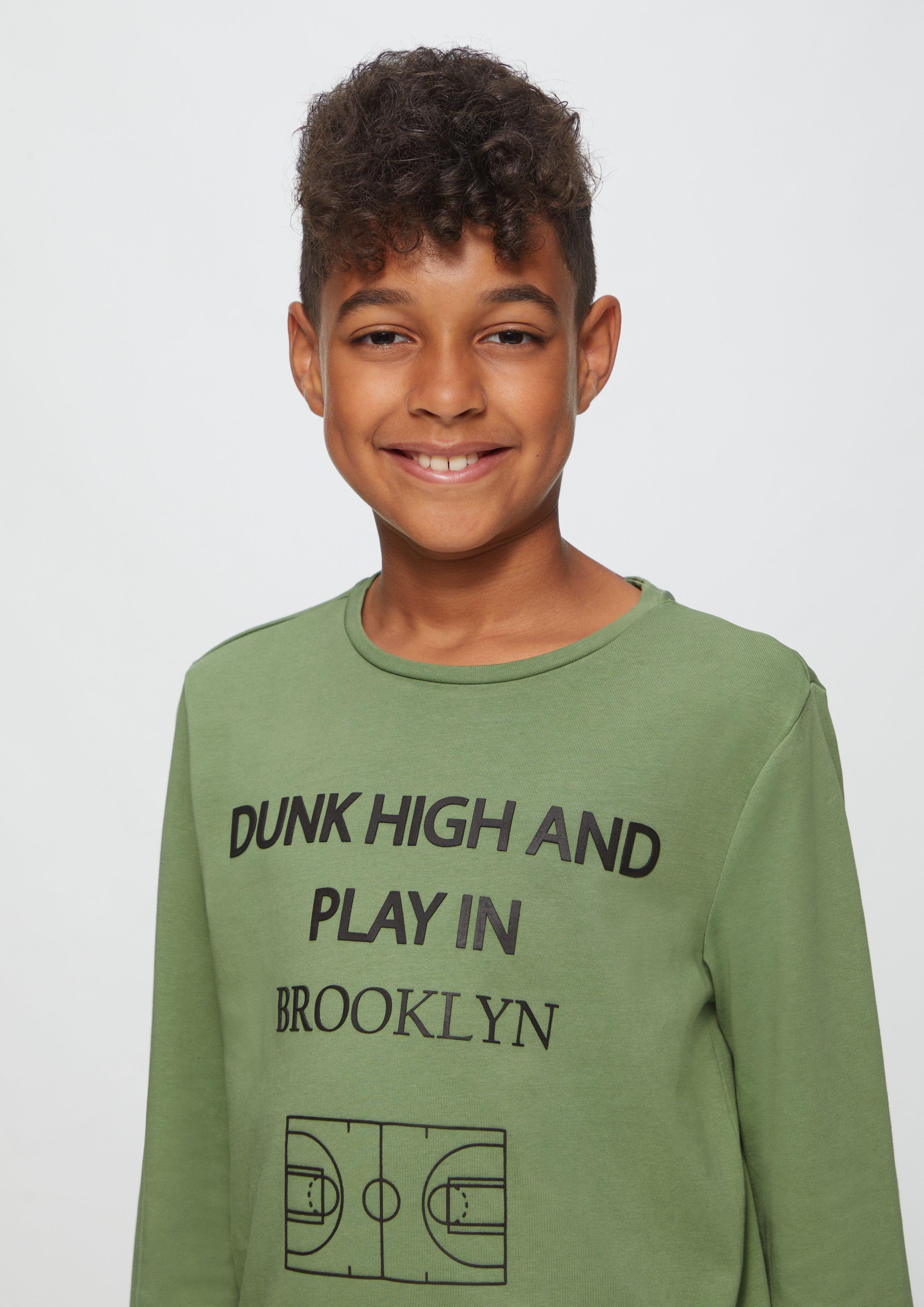 T-shirt in 7372, 5445 & 5952