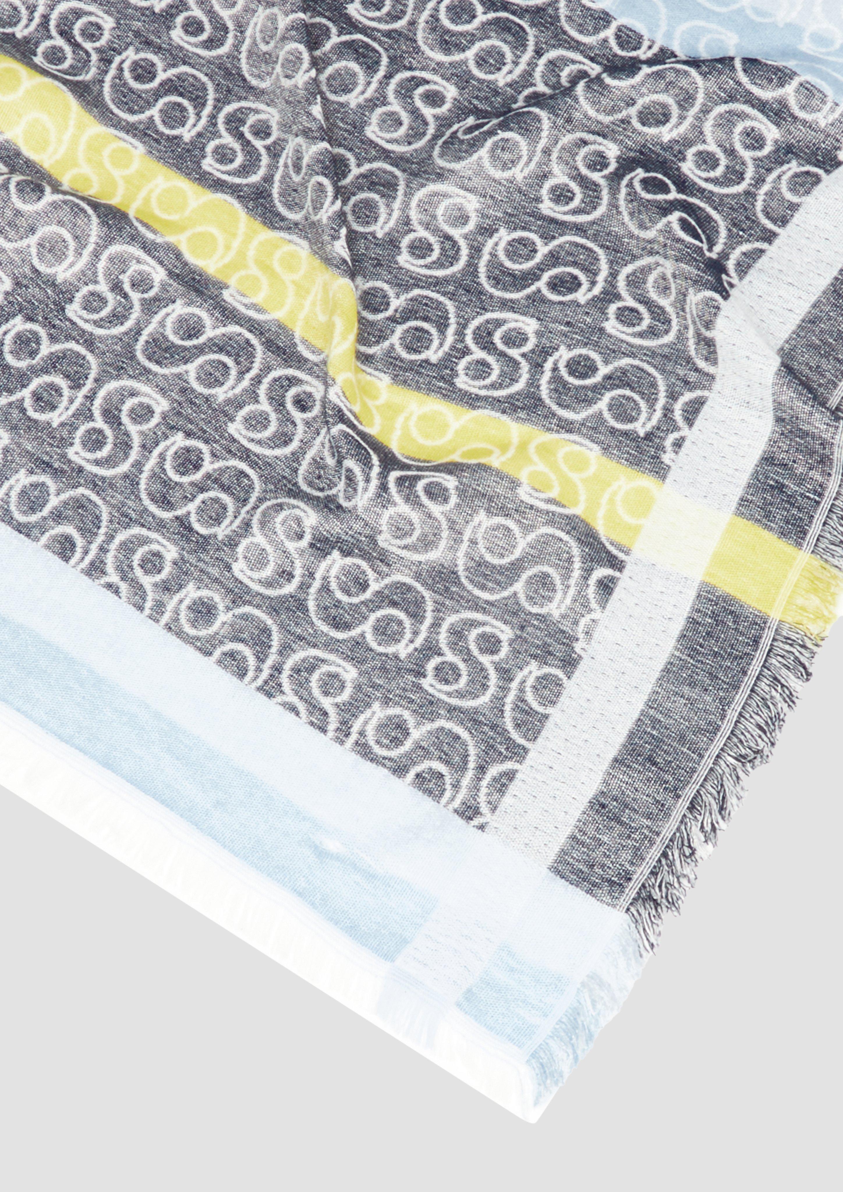 s.Oliver Gemusterter Schal aus Viskosemix