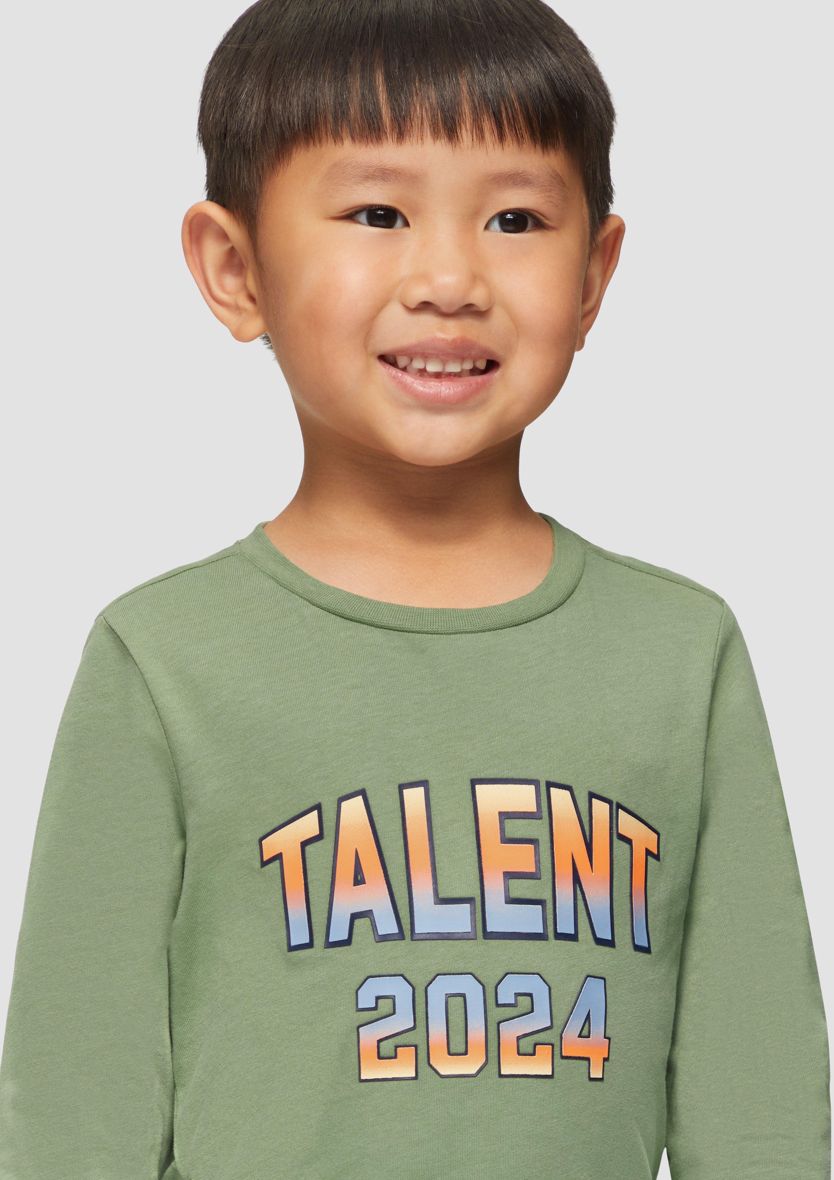 T-Shirt in 7372, 5952 & 5445