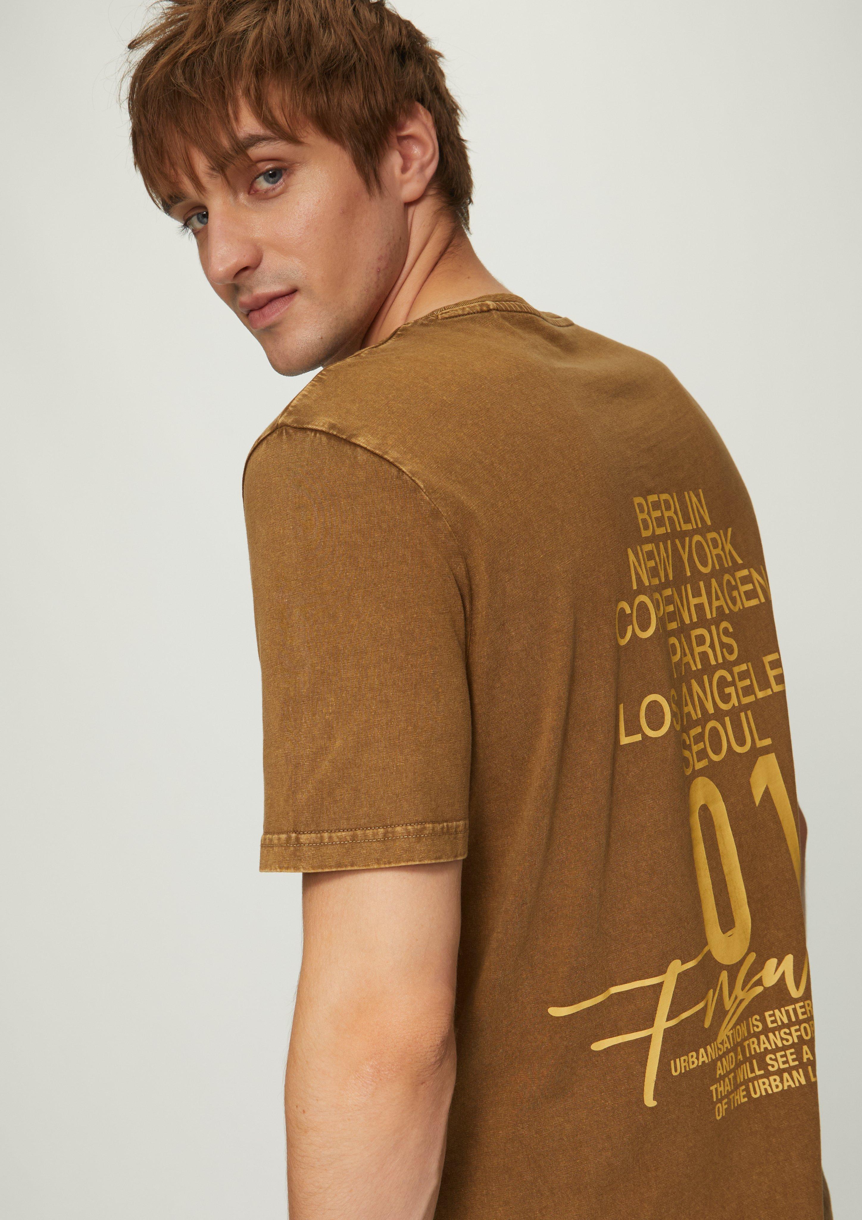 T-shirt in 85D0, 58D0, 05D0 & 16D0