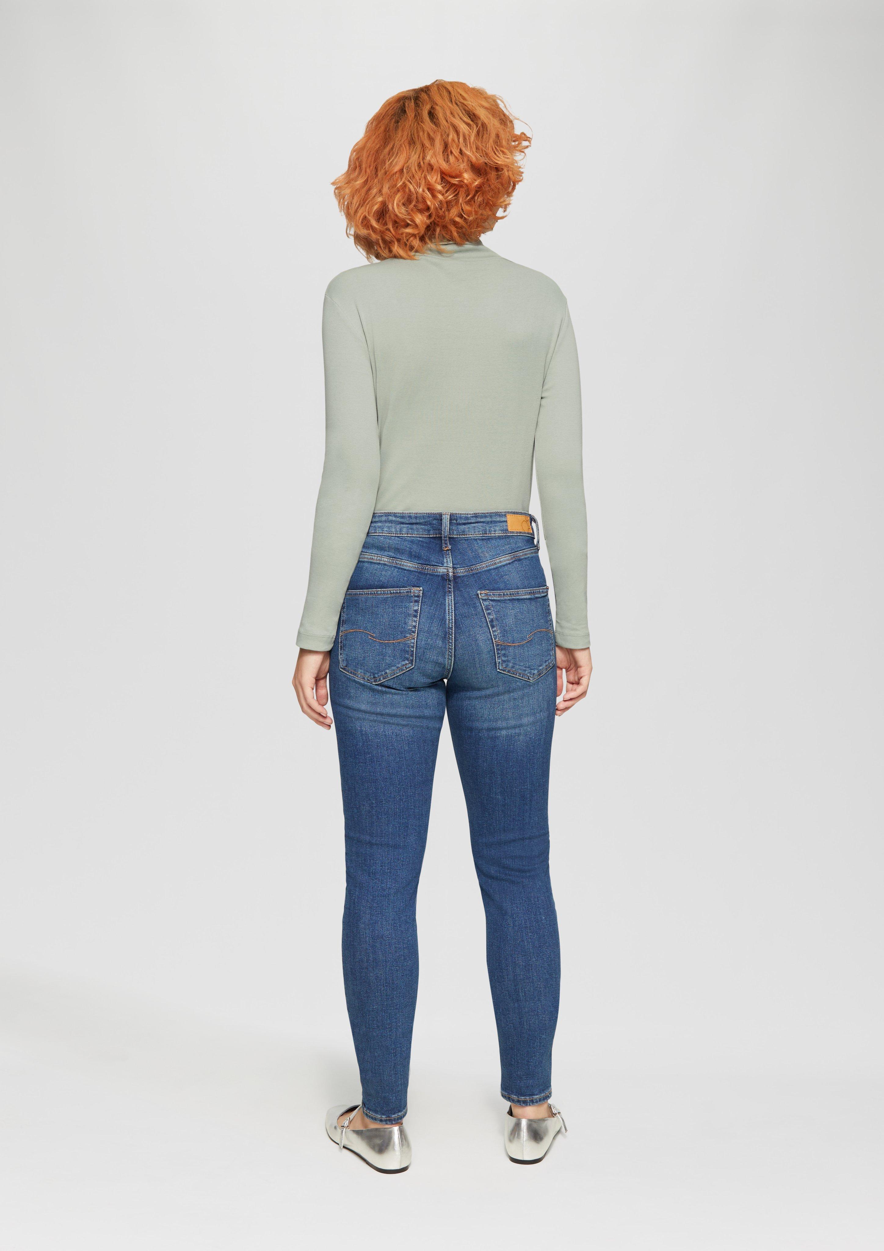 T-shirt in 7219 & 9666