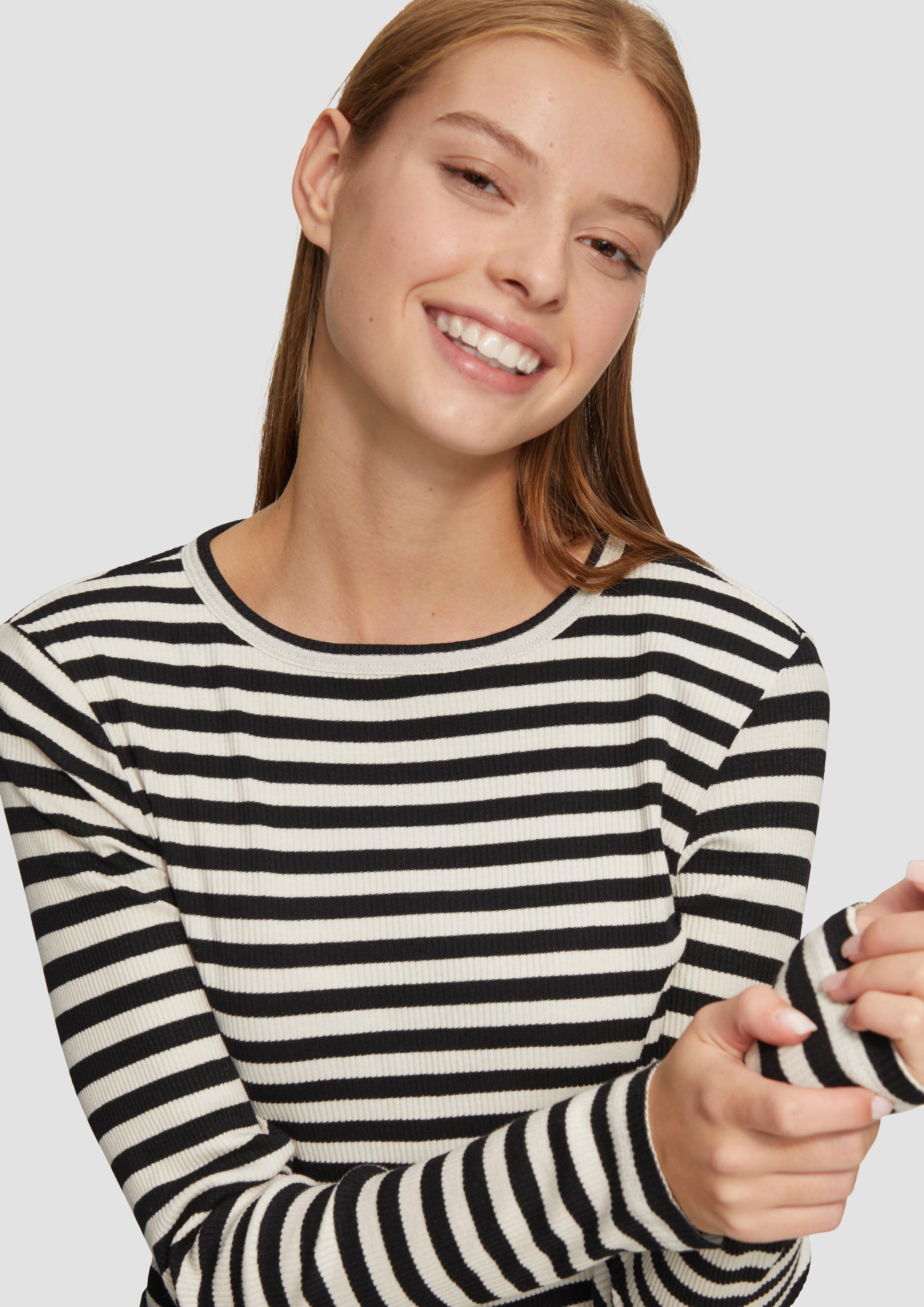 T-Shirt in 05G0, 99G1 & 72G0