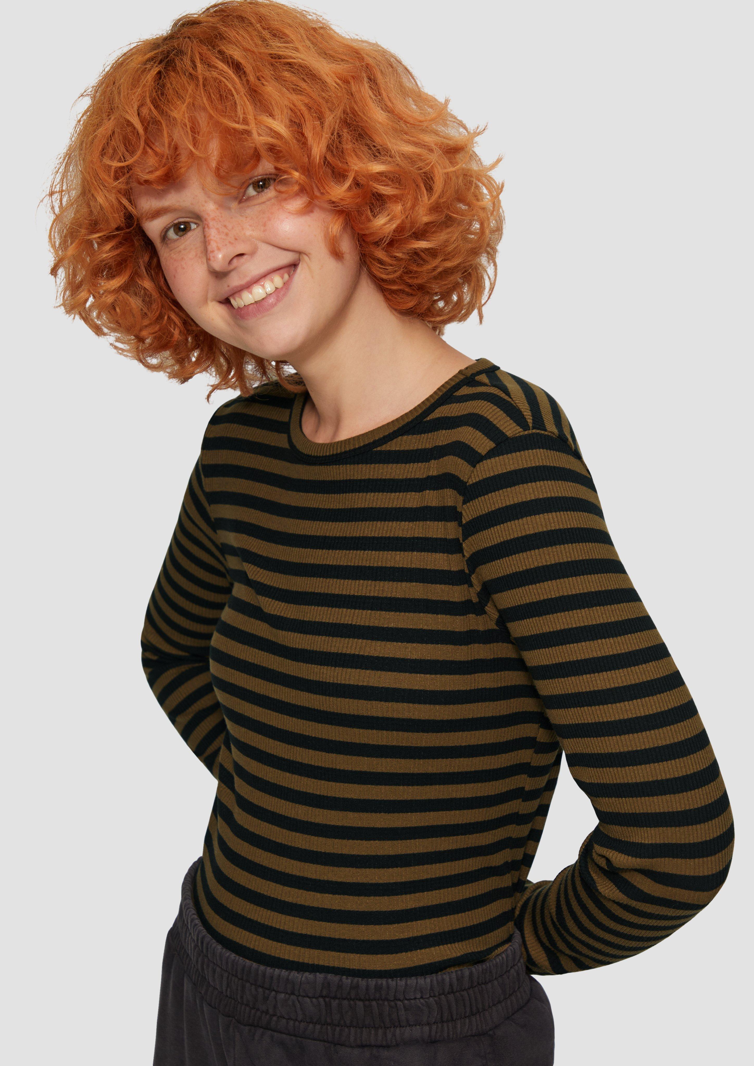 T-shirt in 99G1, 05G0 & 72G0