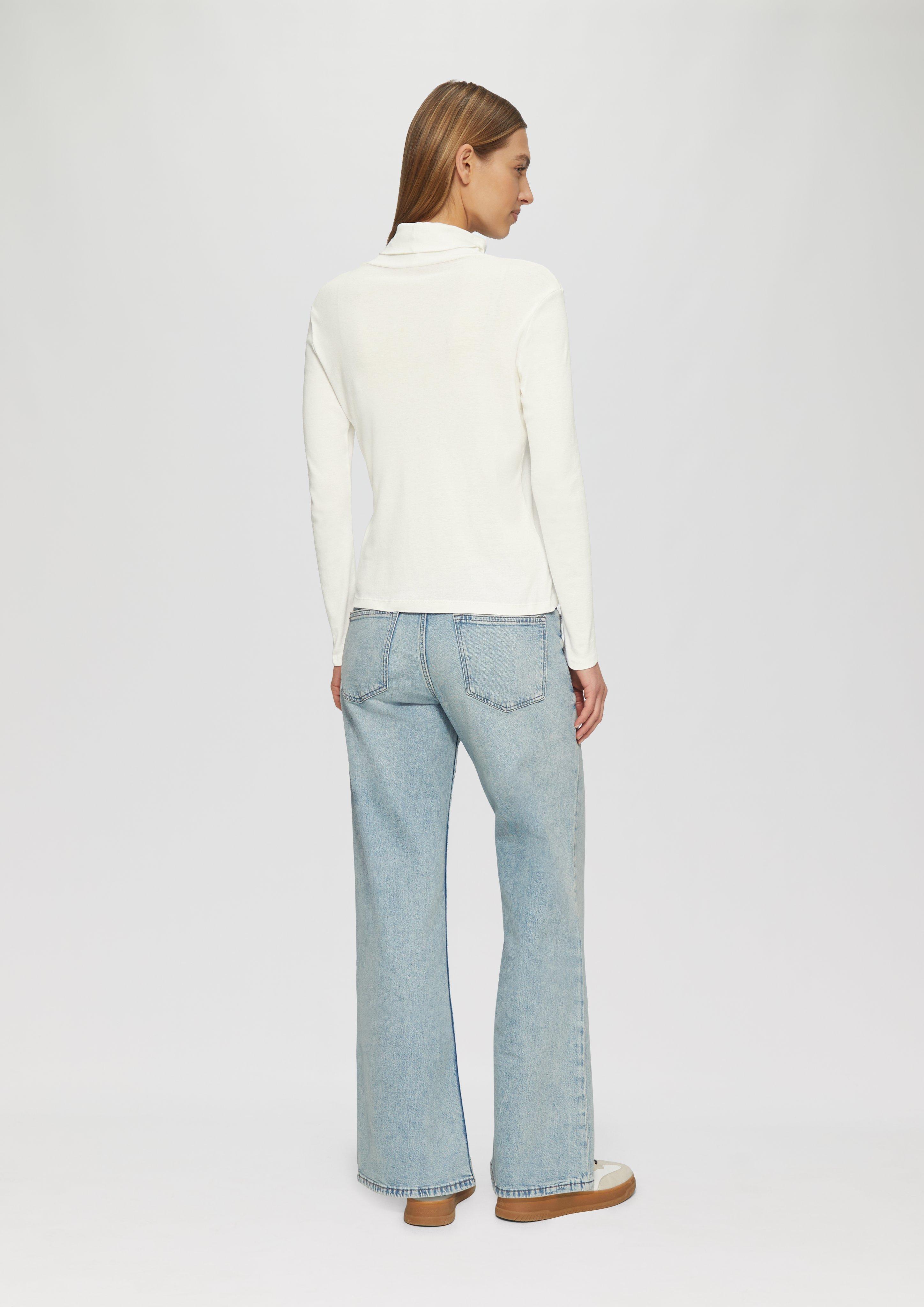 T-shirt in 0210, 7774, 5959 & 9999