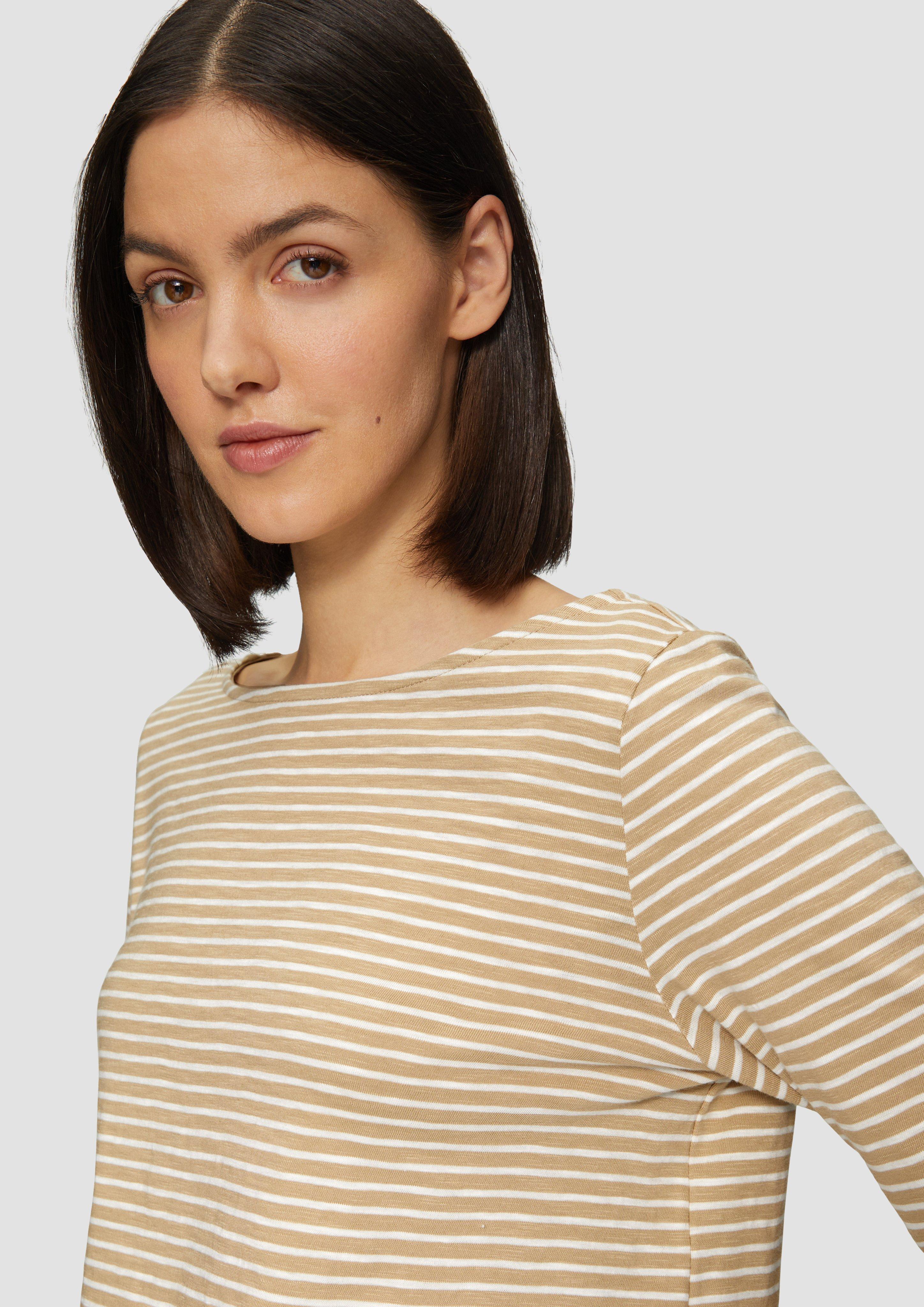 T-Shirt in 83G2, 02G2, 9999, 77G2, 0210, 7774 & 4703