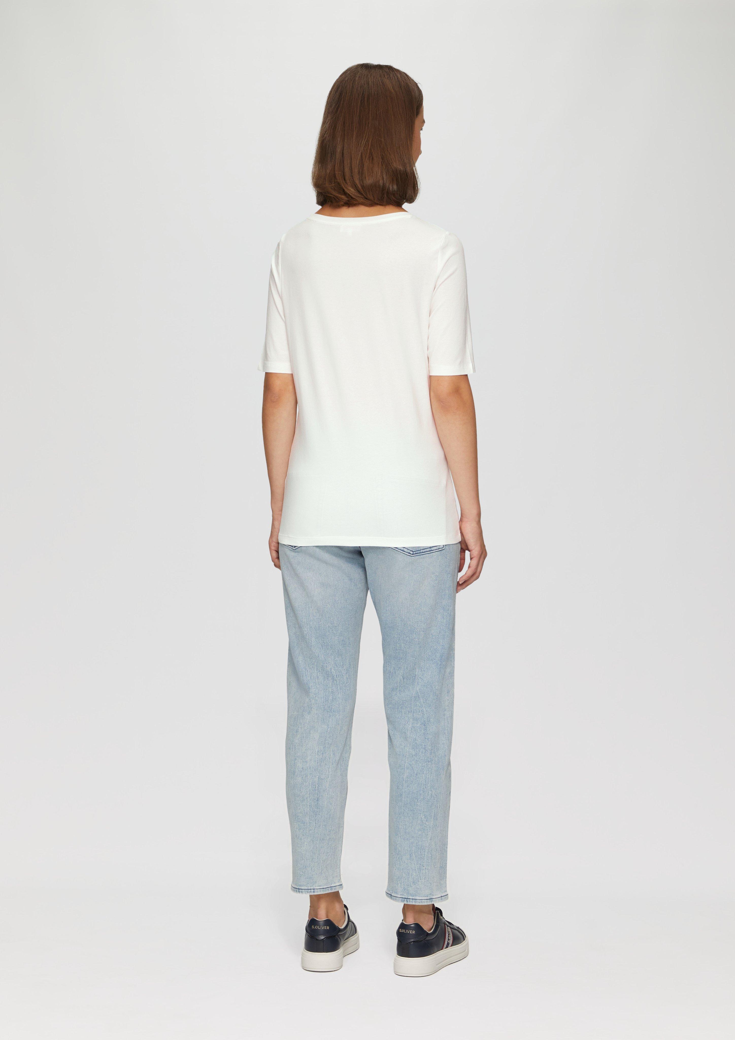 T-shirt in 02E0, 77E1, 47E0, 99E1, 79E1, 59E0, 02E1 & 54E0