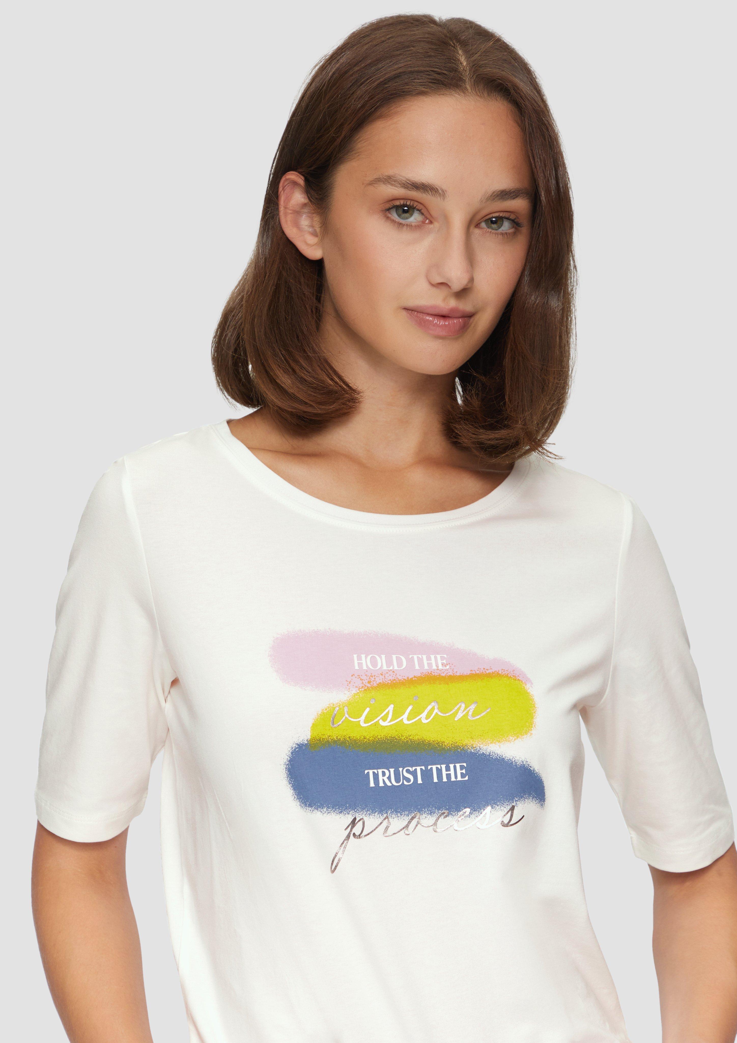 T-shirt in 02E0, 77E1, 47E0, 99E1, 79E1, 59E0, 02E1 & 54E0