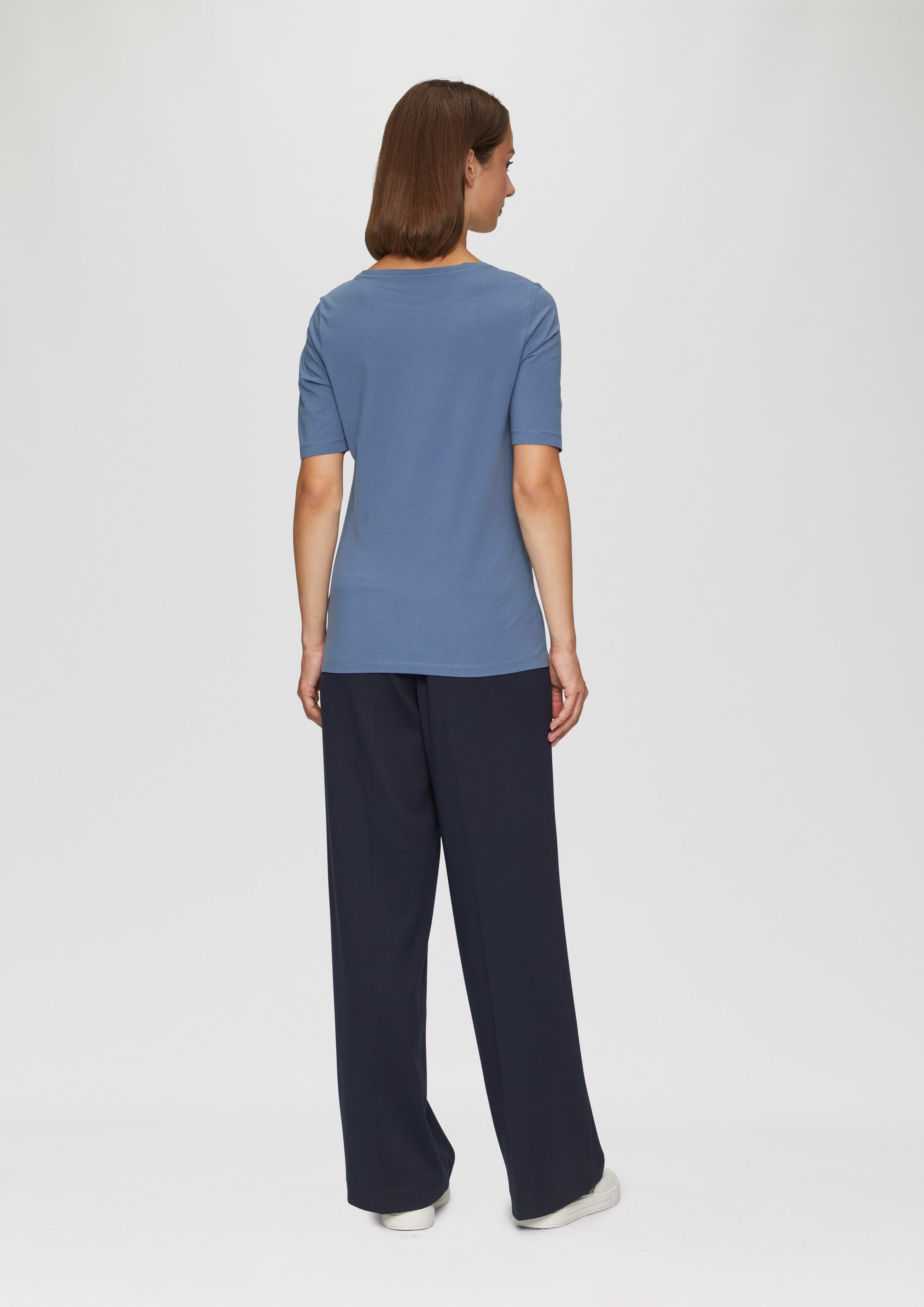 T-shirt in 54E0, 77E1, 47E0, 99E1, 79E1, 59E0, 02E1 & 02E0