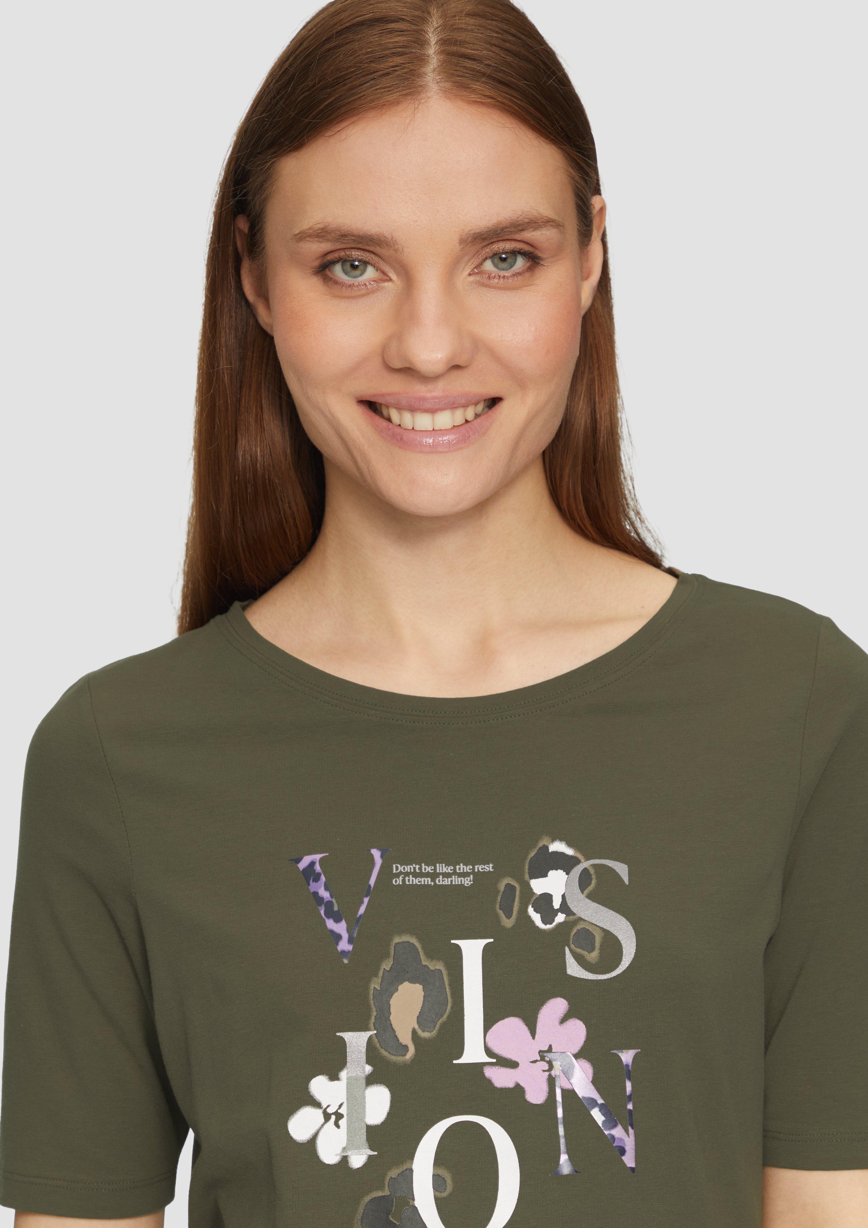 T-shirt in 79E1, 77E1, 47E0, 99E1, 59E0, 02E1, 54E0 & 02E0