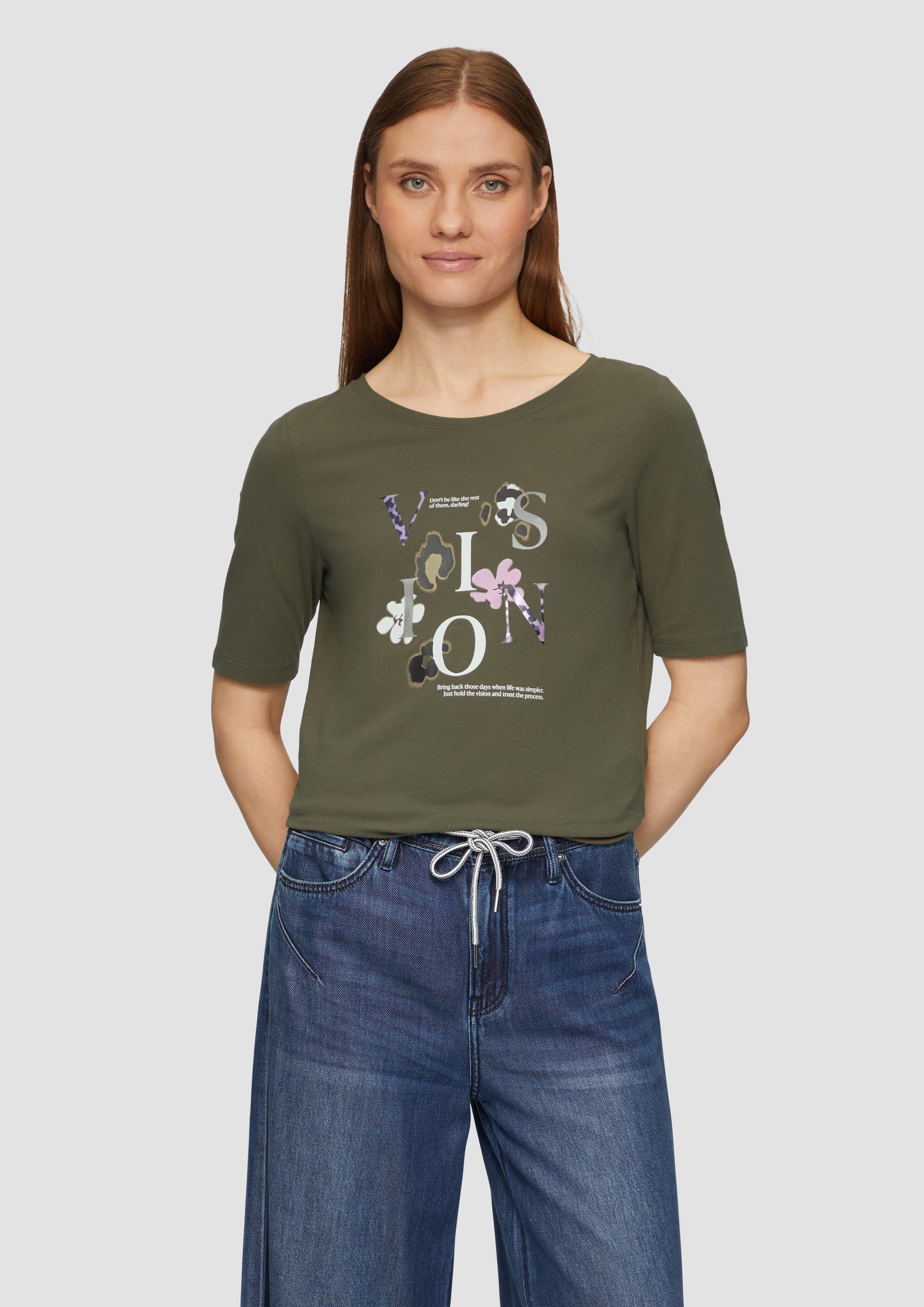 T-shirt in 79E1, 77E1, 47E0, 99E1, 59E0, 02E1, 54E0 & 02E0