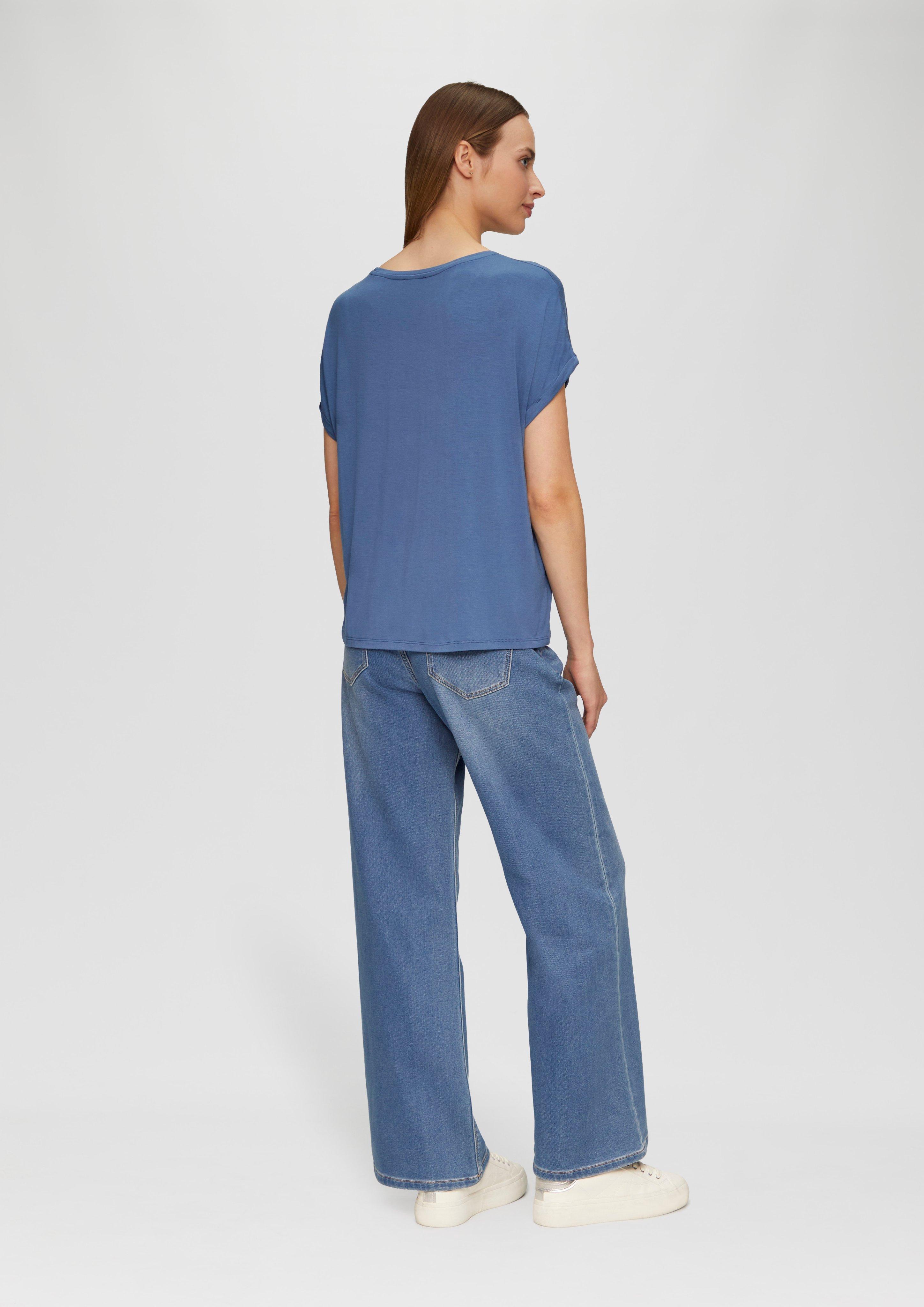 T-Shirt in 54E2, 77D1, 99D1, 02E2, 02D1 & 59E2