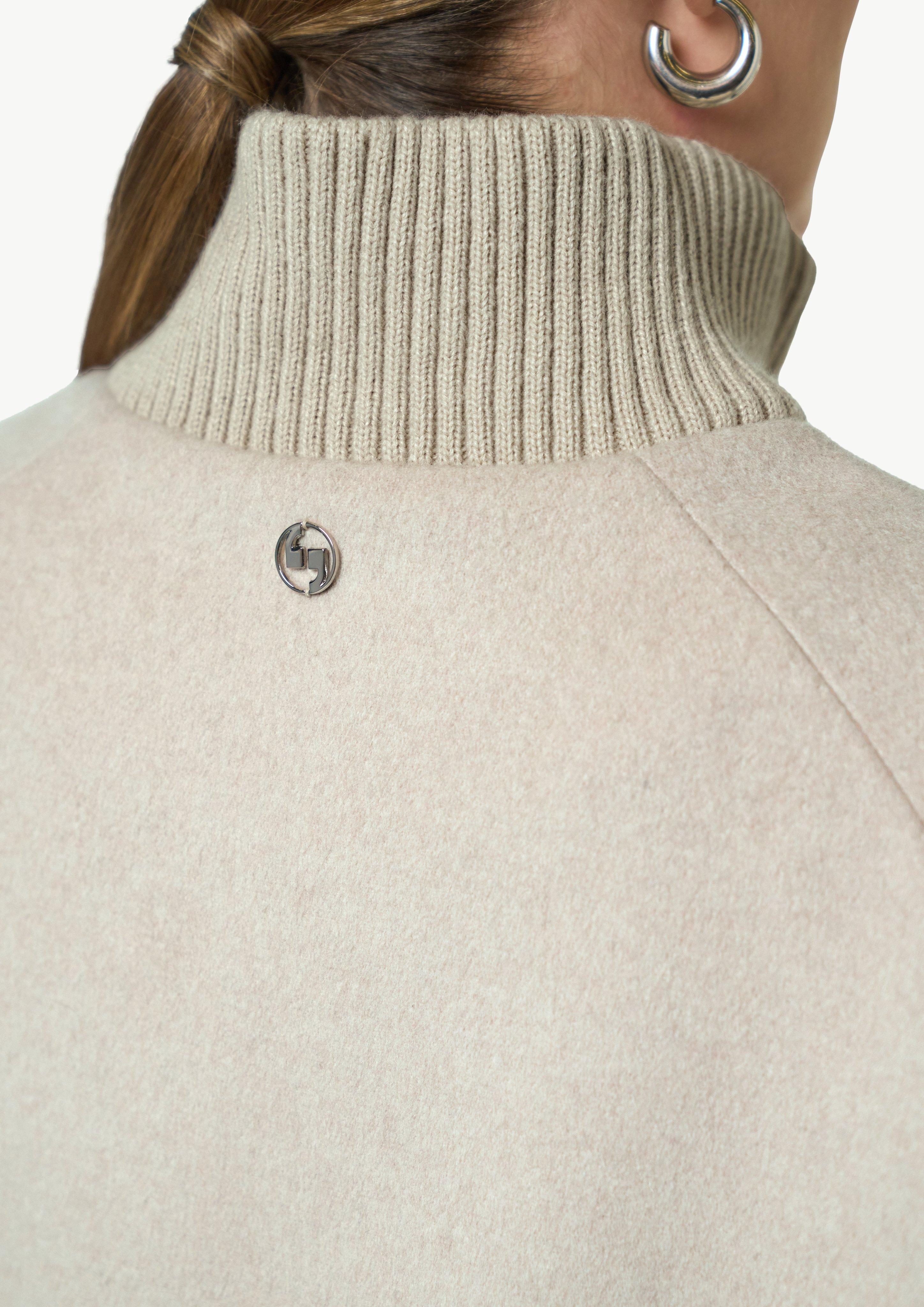 Outdoor coat in 81W7, 9700 & 9999