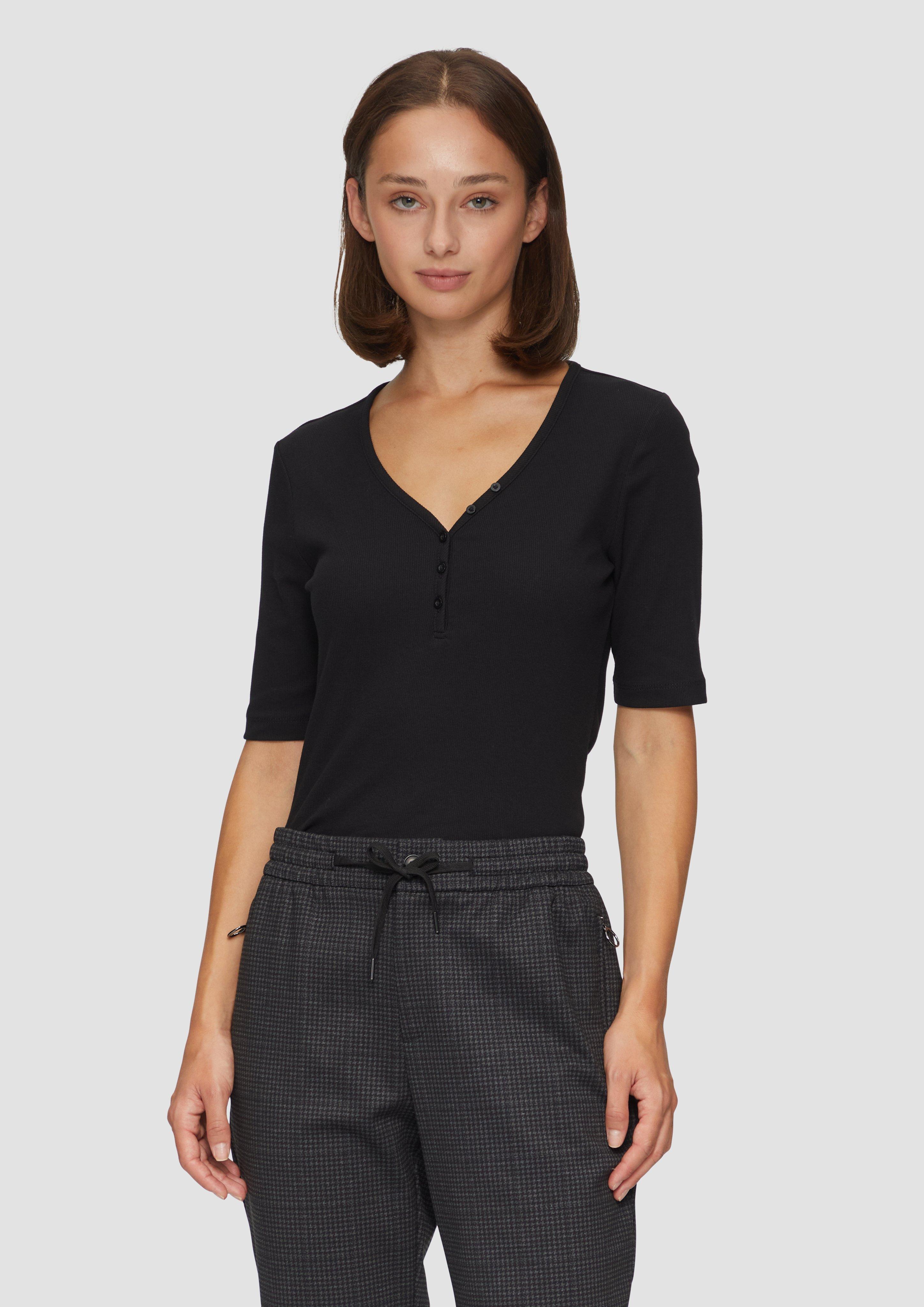 T-shirt in 9999, 0210, 4703, 7774 & 5959