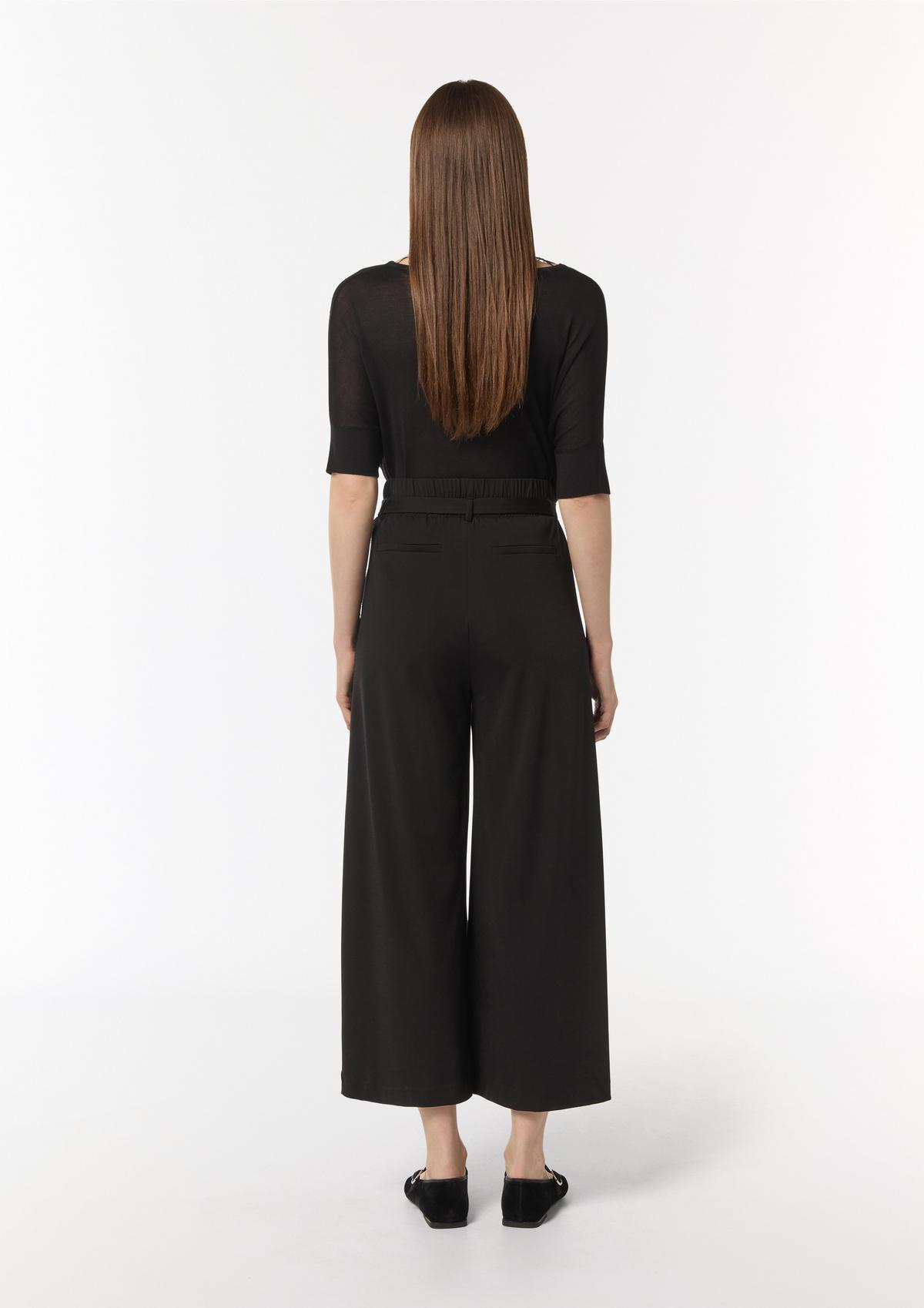comma Loose fit: cloth trousers in a cropped length