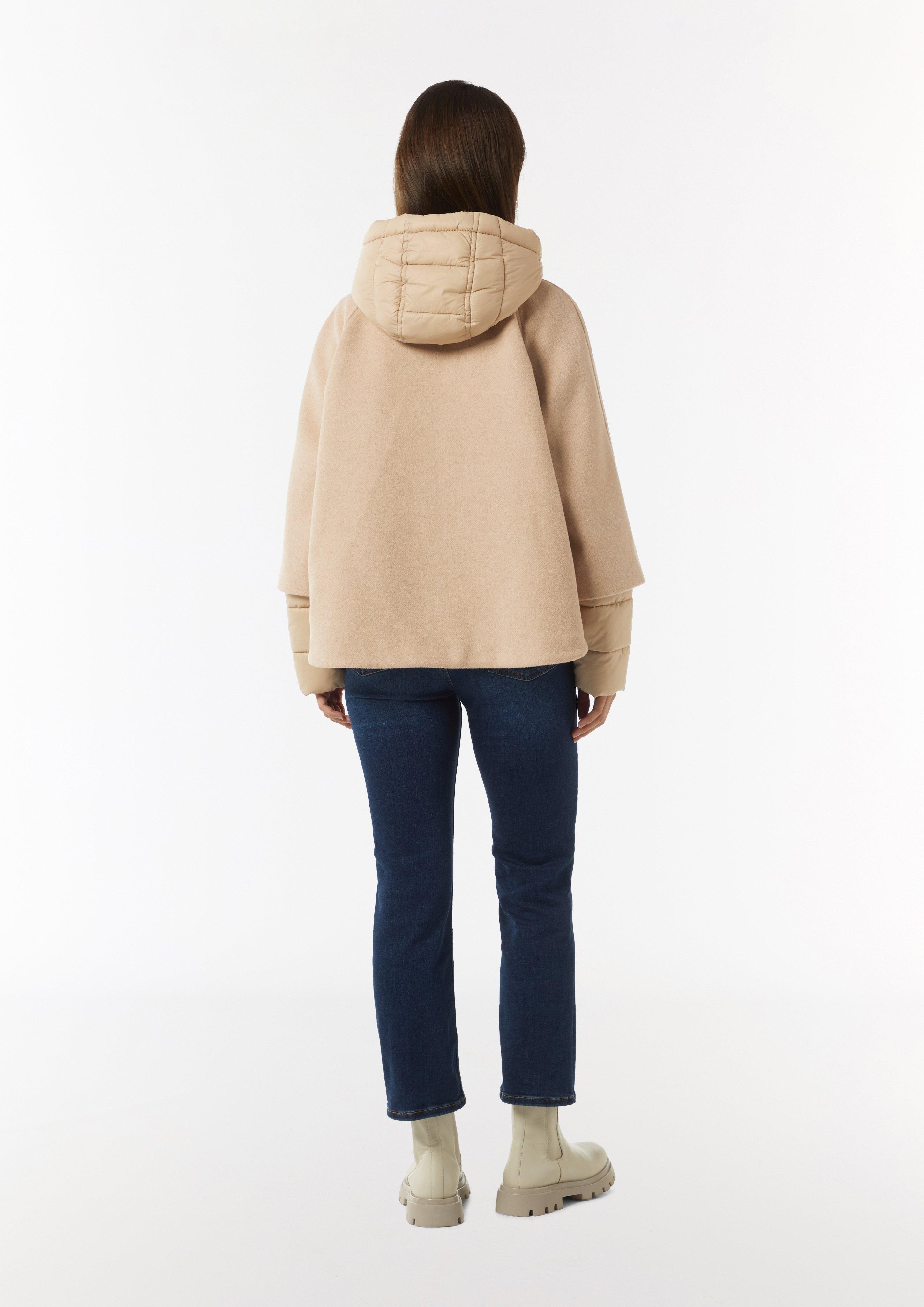 Cape in a mix of materials - sandstone | Comma Cape in a mix of materials - sandstone | Comma