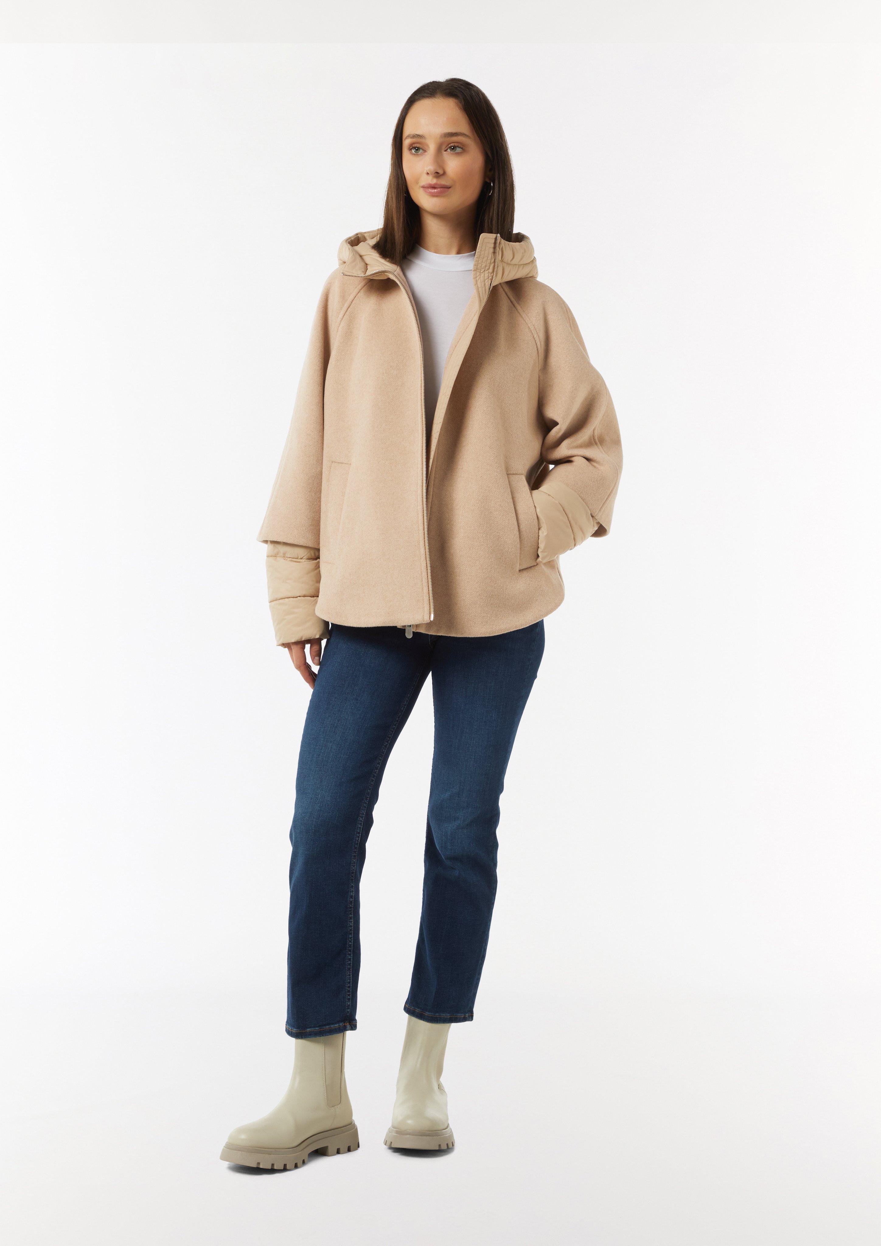 Cape in a mix of materials - sandstone | Comma Cape in a mix of materials - sandstone | Comma