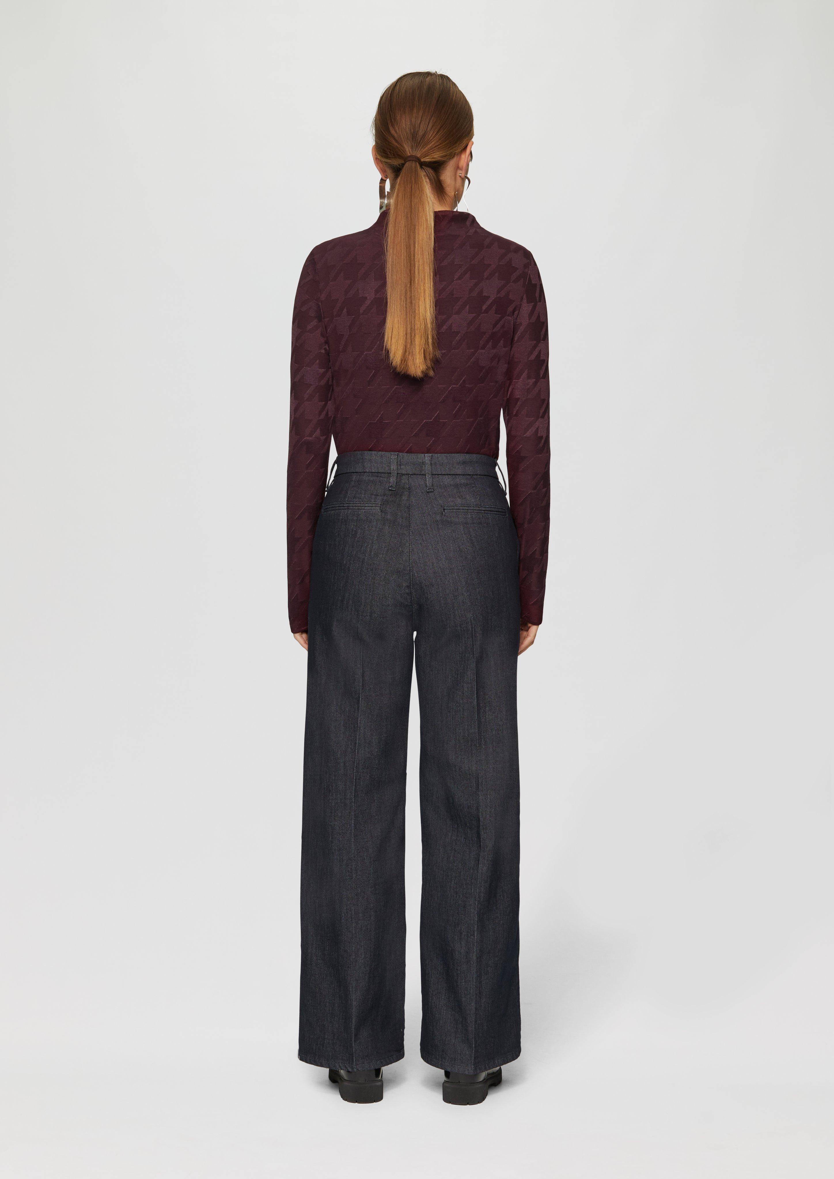 T-Shirt in 4907, 0200 & 9999