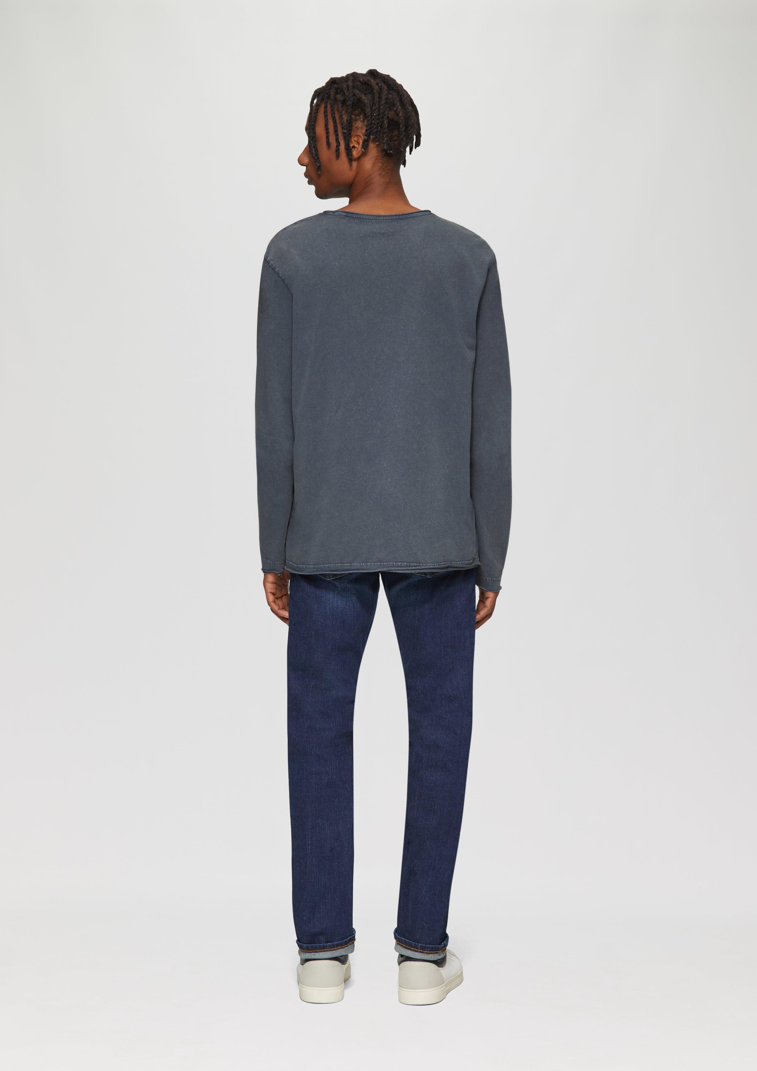 T-Shirt in 5883 & 9999