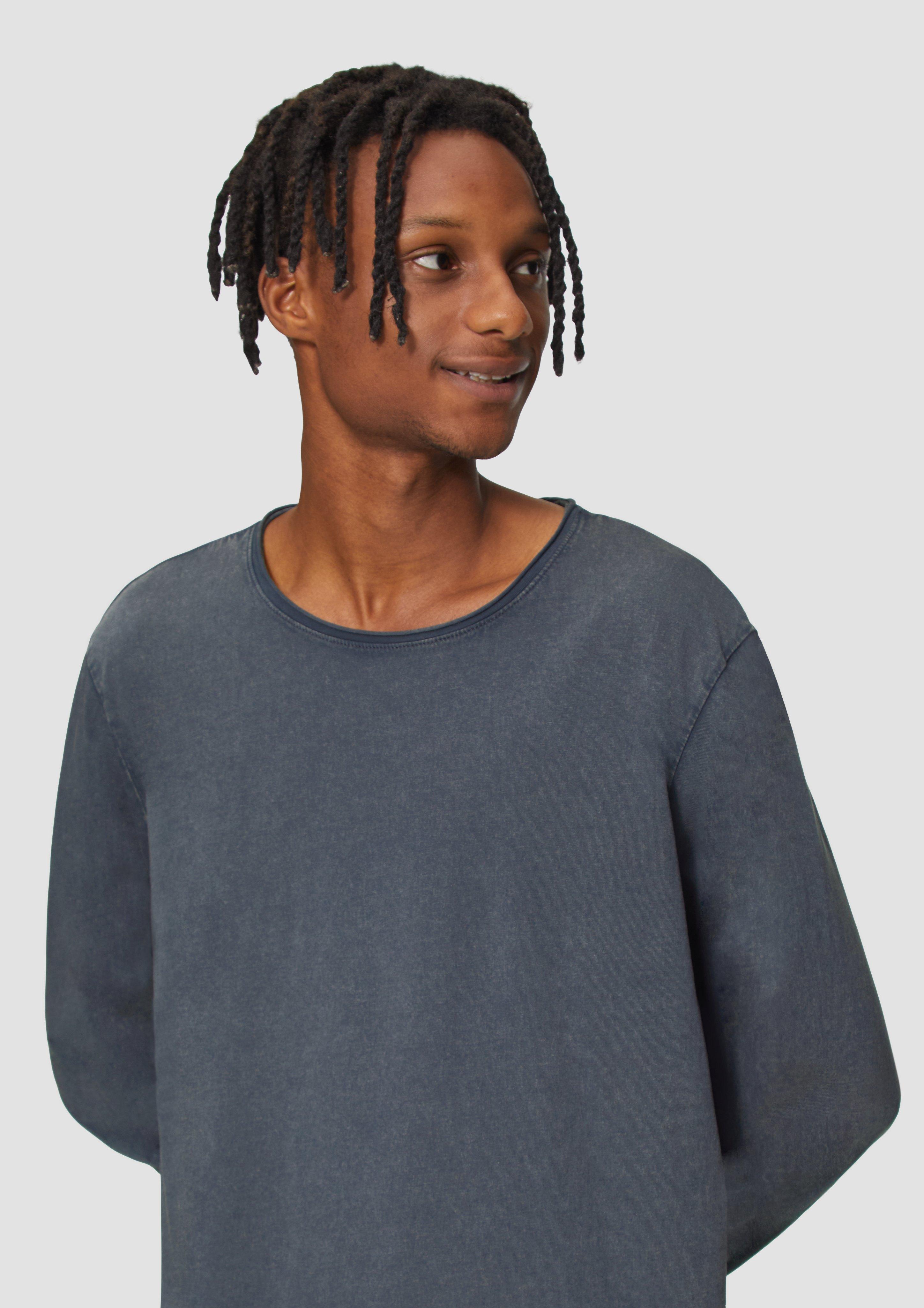 T-Shirt in 5883 & 9999