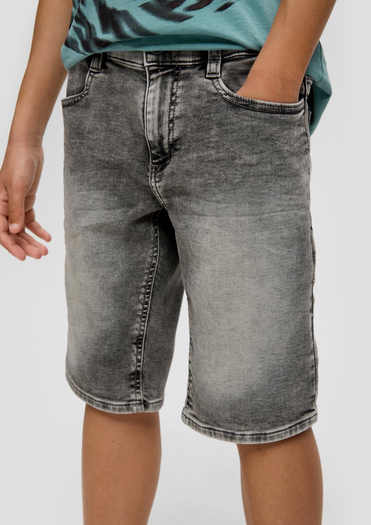 s.Oliver Seattle: Denim Bermudas with contrasting stitching