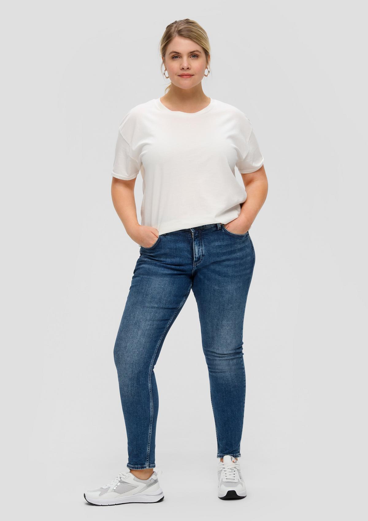 Jeans hlače/kroj Mid Rise/ozke hlačnice