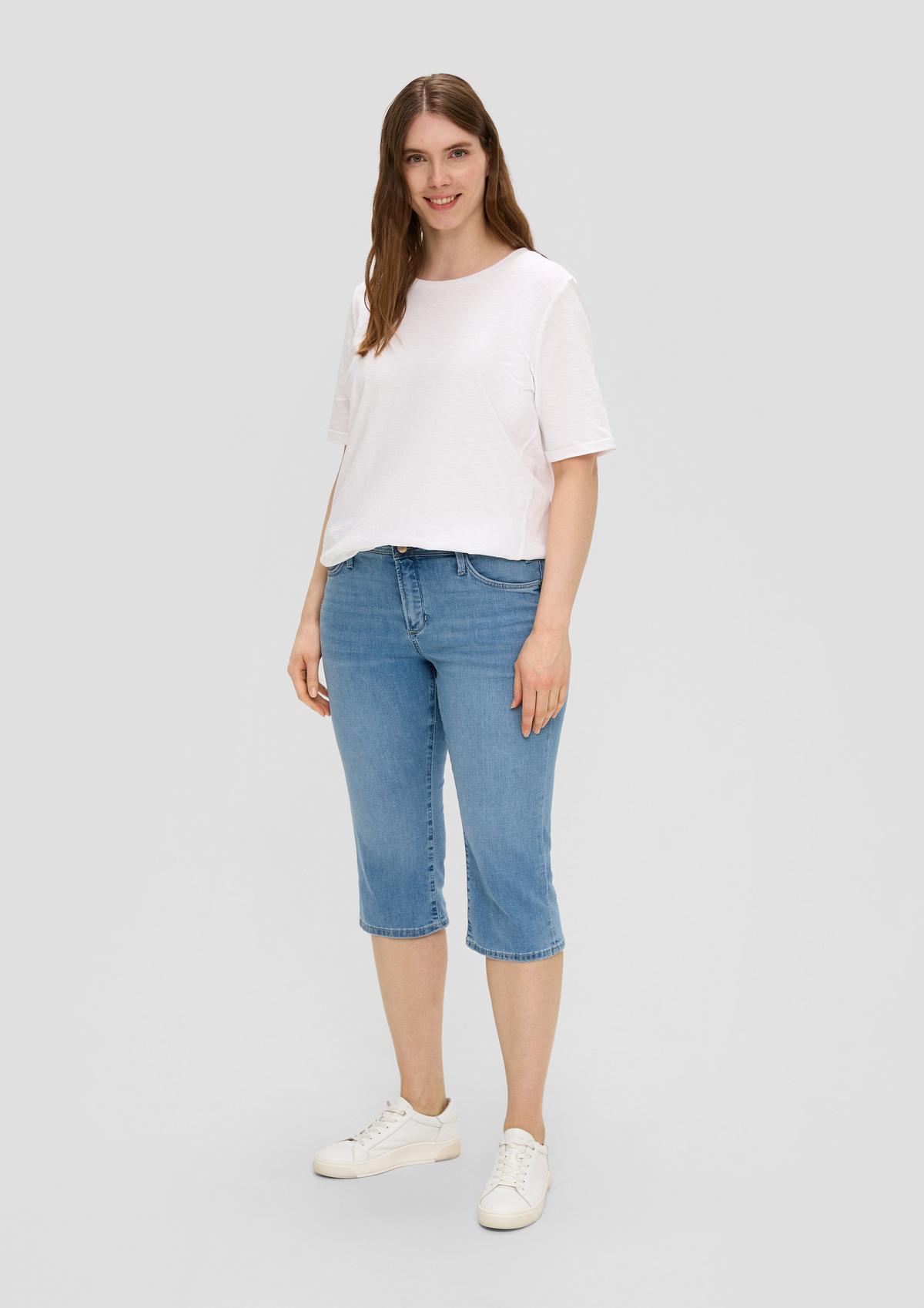 s.Oliver Jeans hlače Capri / kroj Regular Fit / Mid Rise / ozke hlačnice