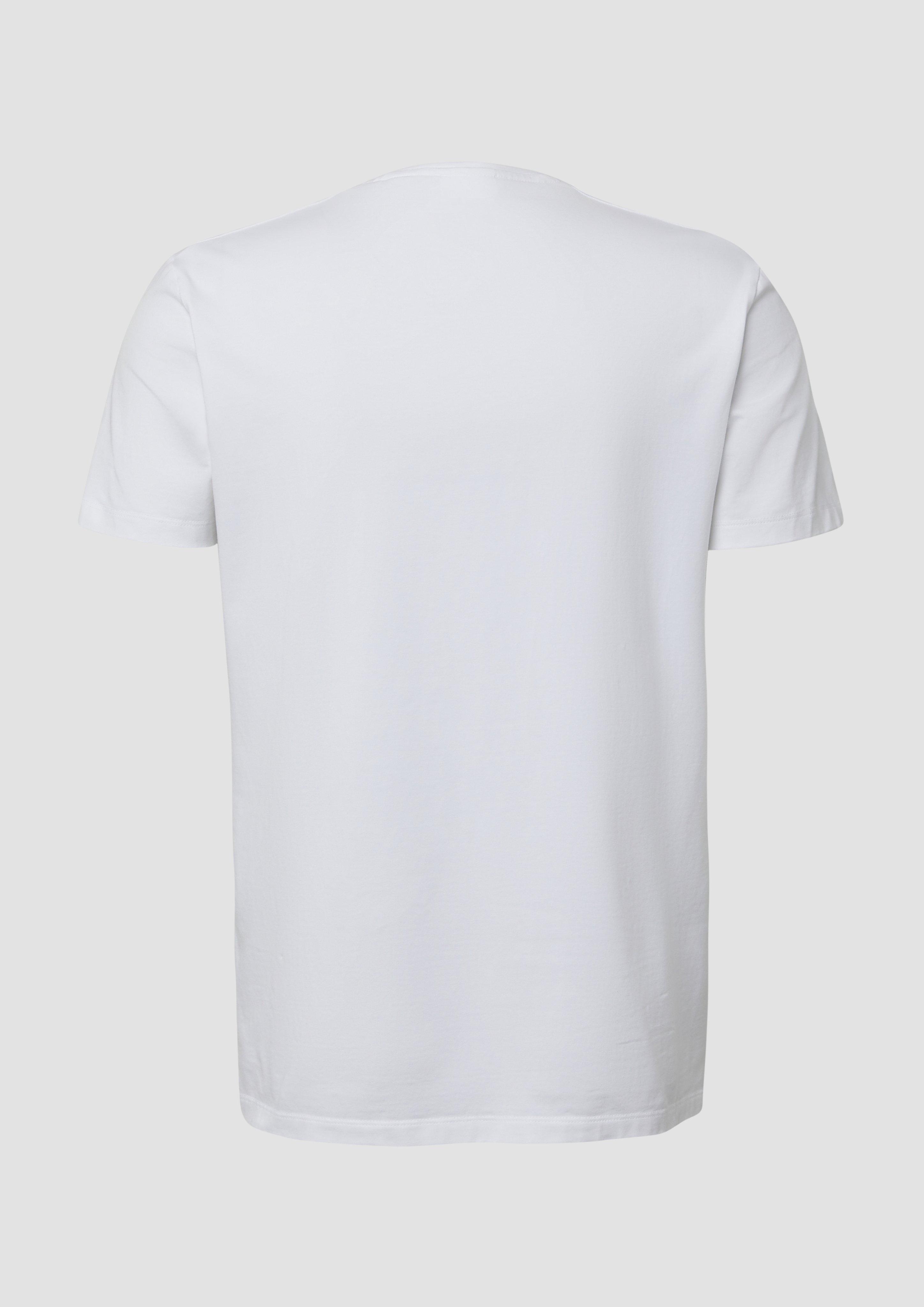 T-shirt in 0100, 9400, 5958 & 9999