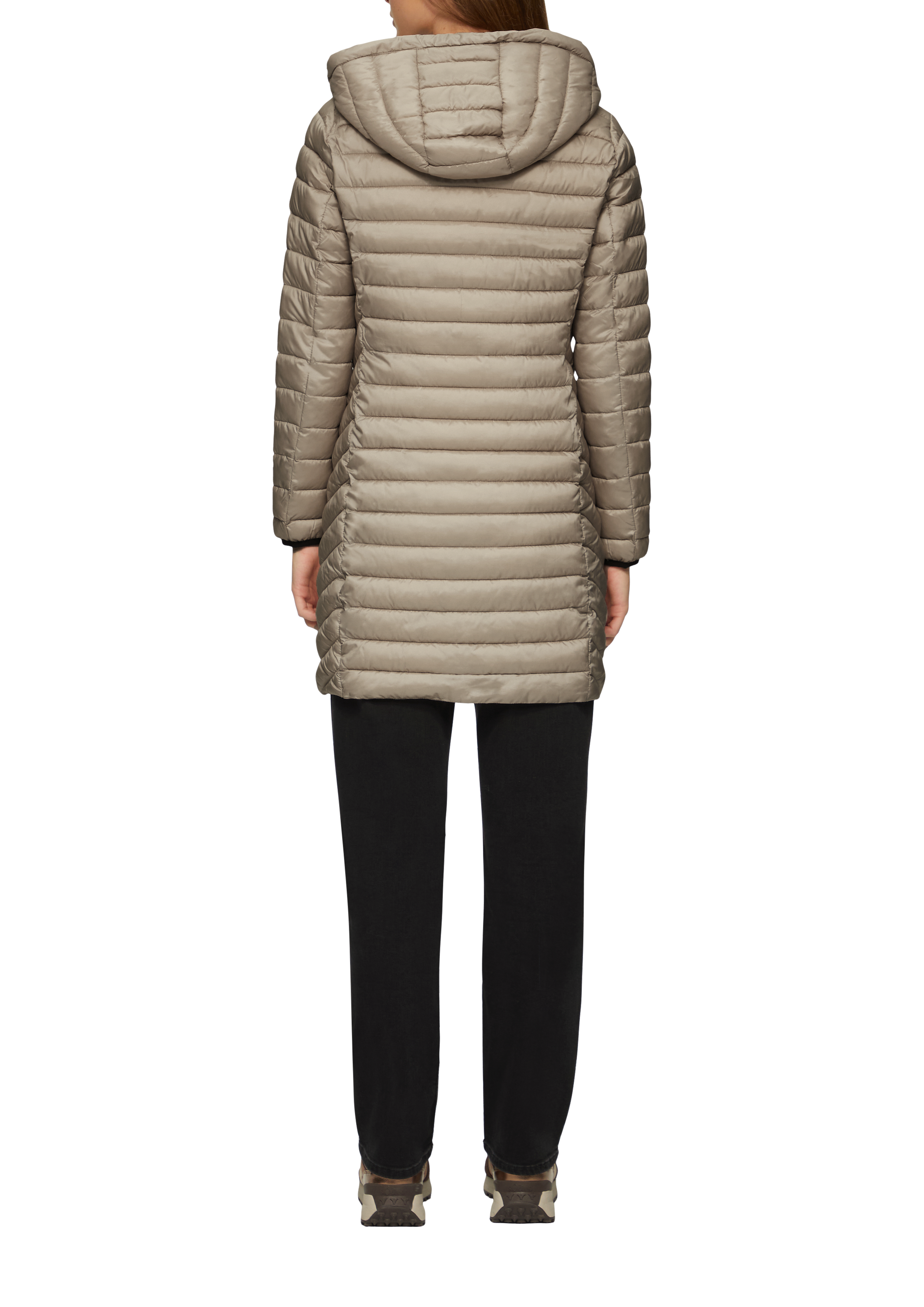 Thumbnail - Outdoor-Mantel