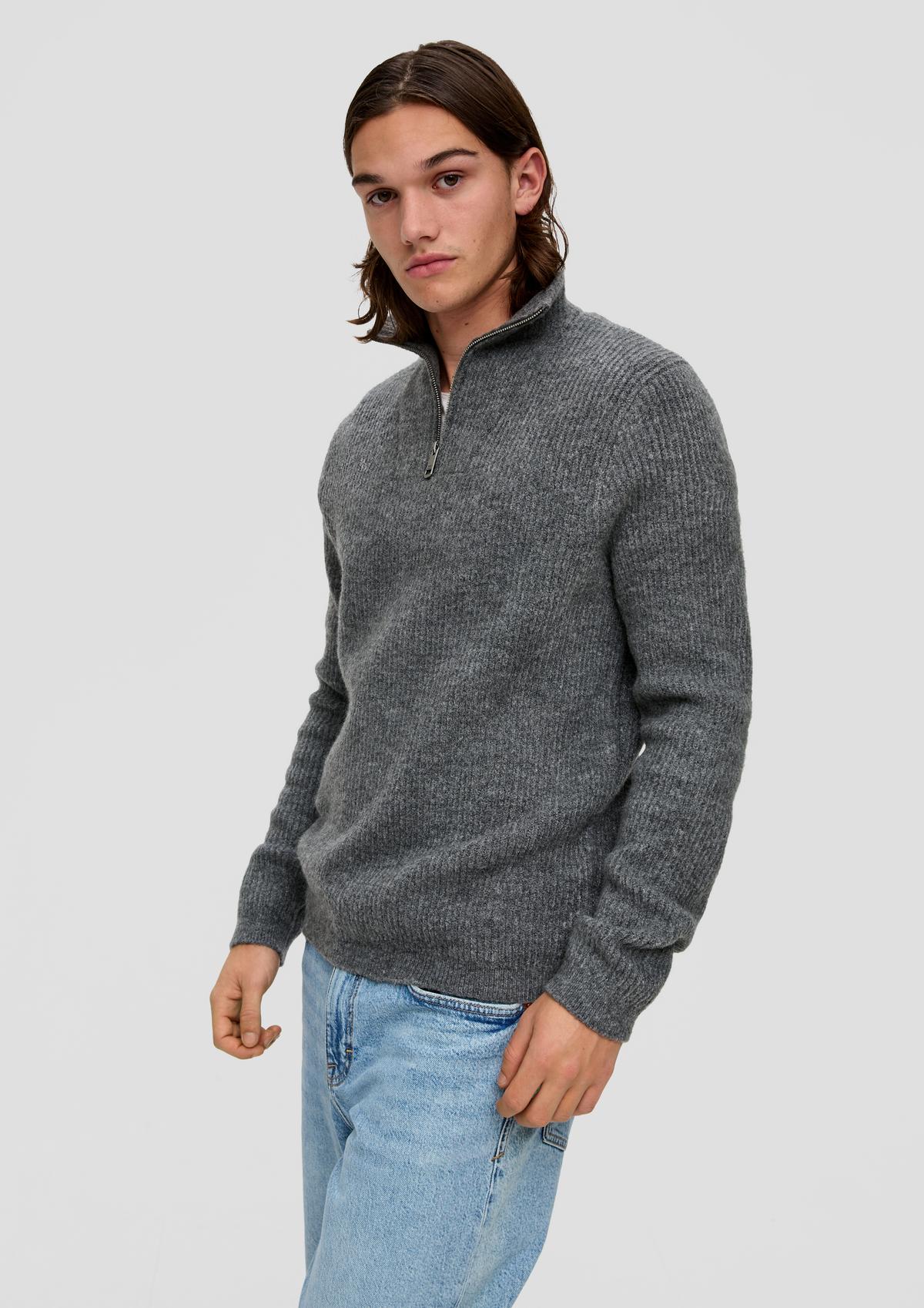s.Oliver Knitted jumper with a zip
