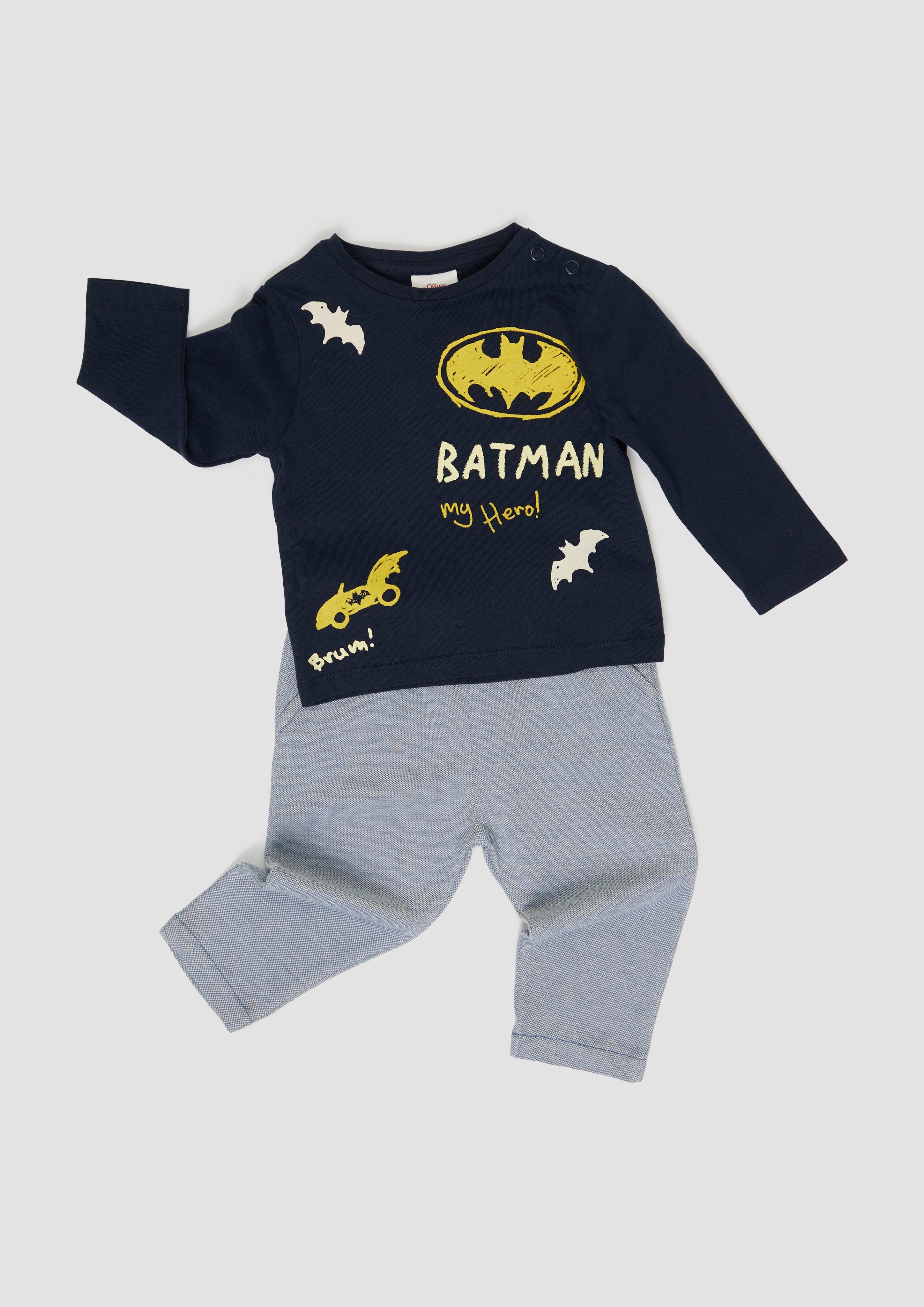 T-Shirt in 5952 & 3840