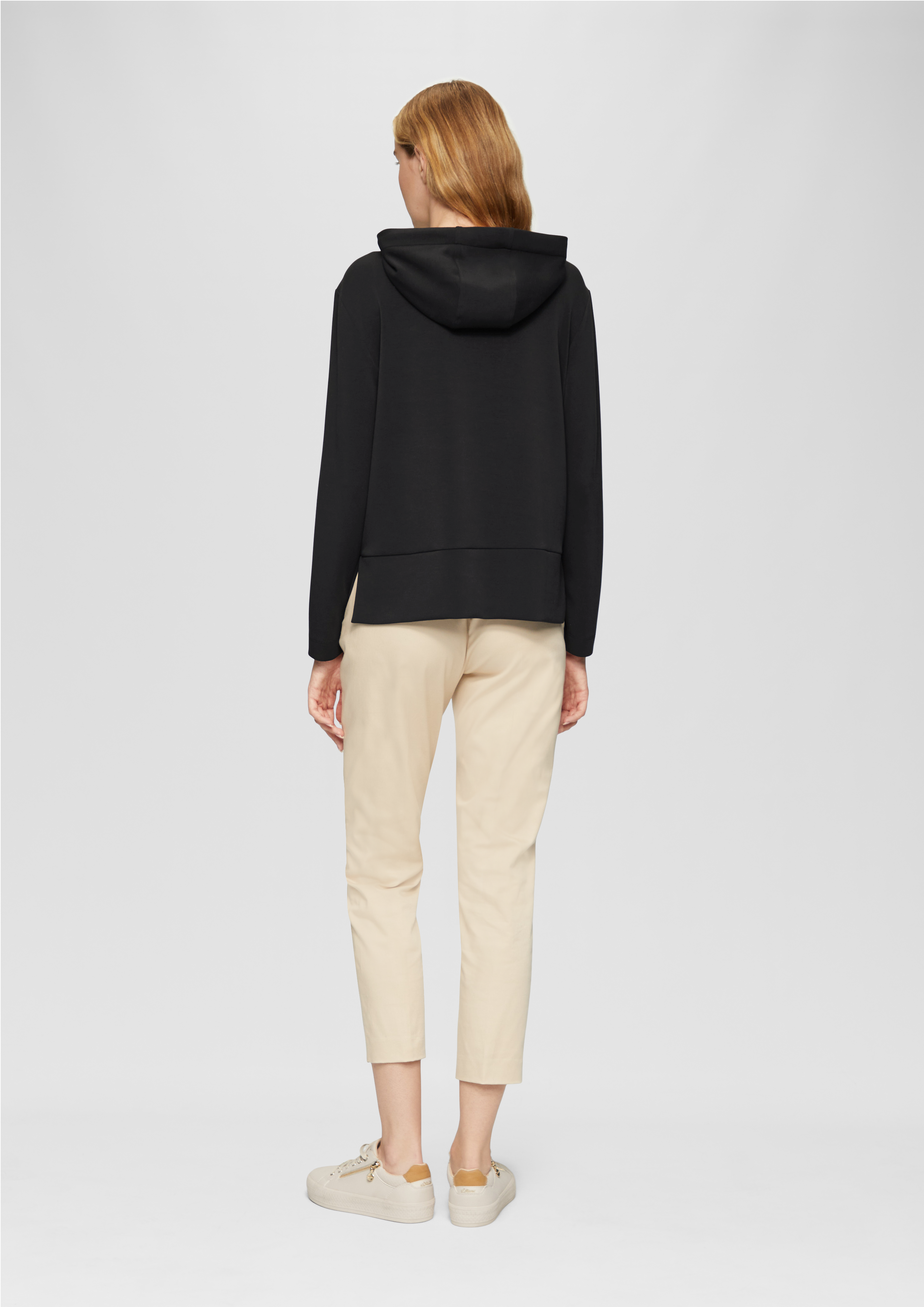 Sweatshirt in 9999 & 4907